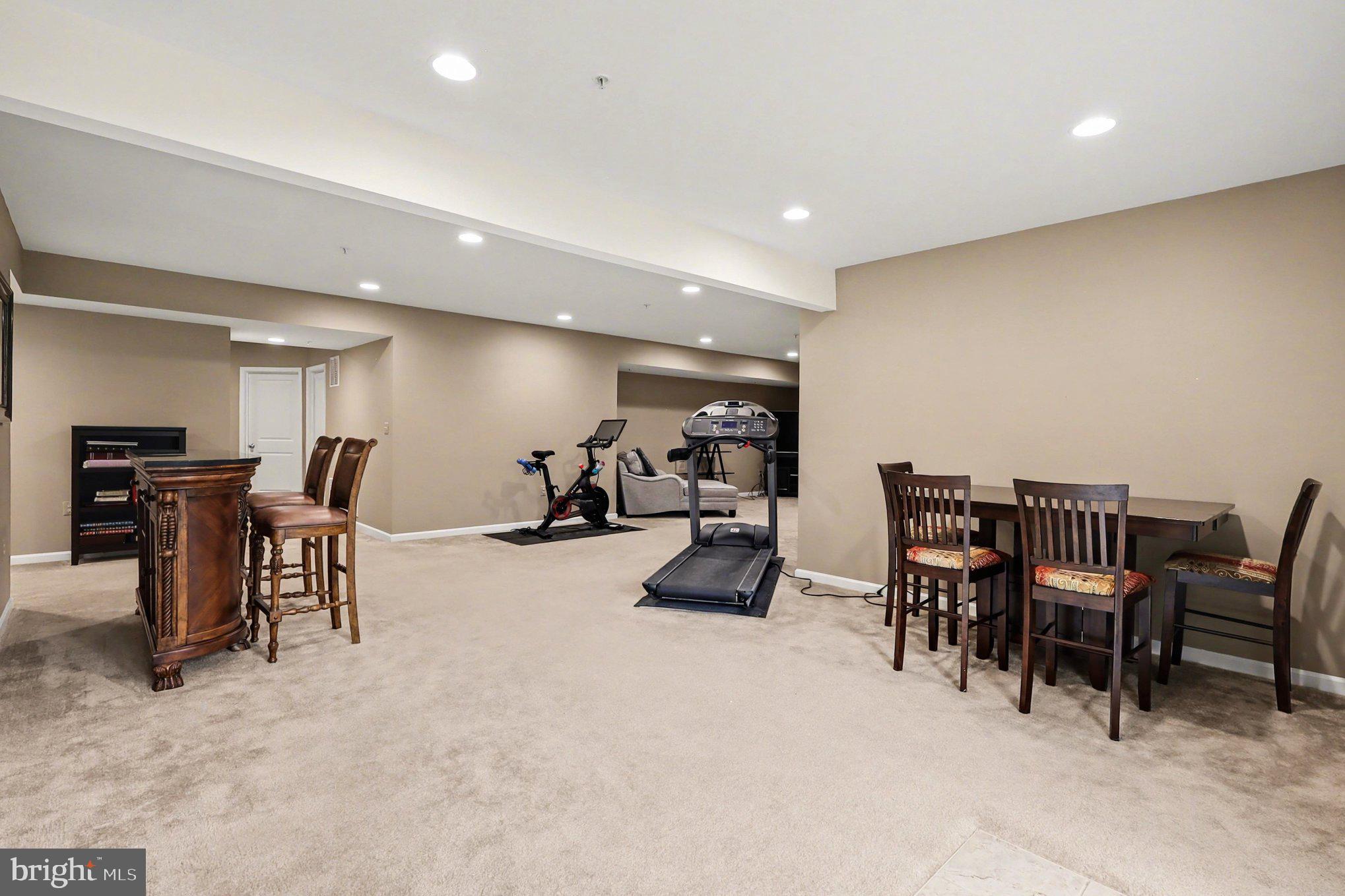 POPLAR RUN - Residential