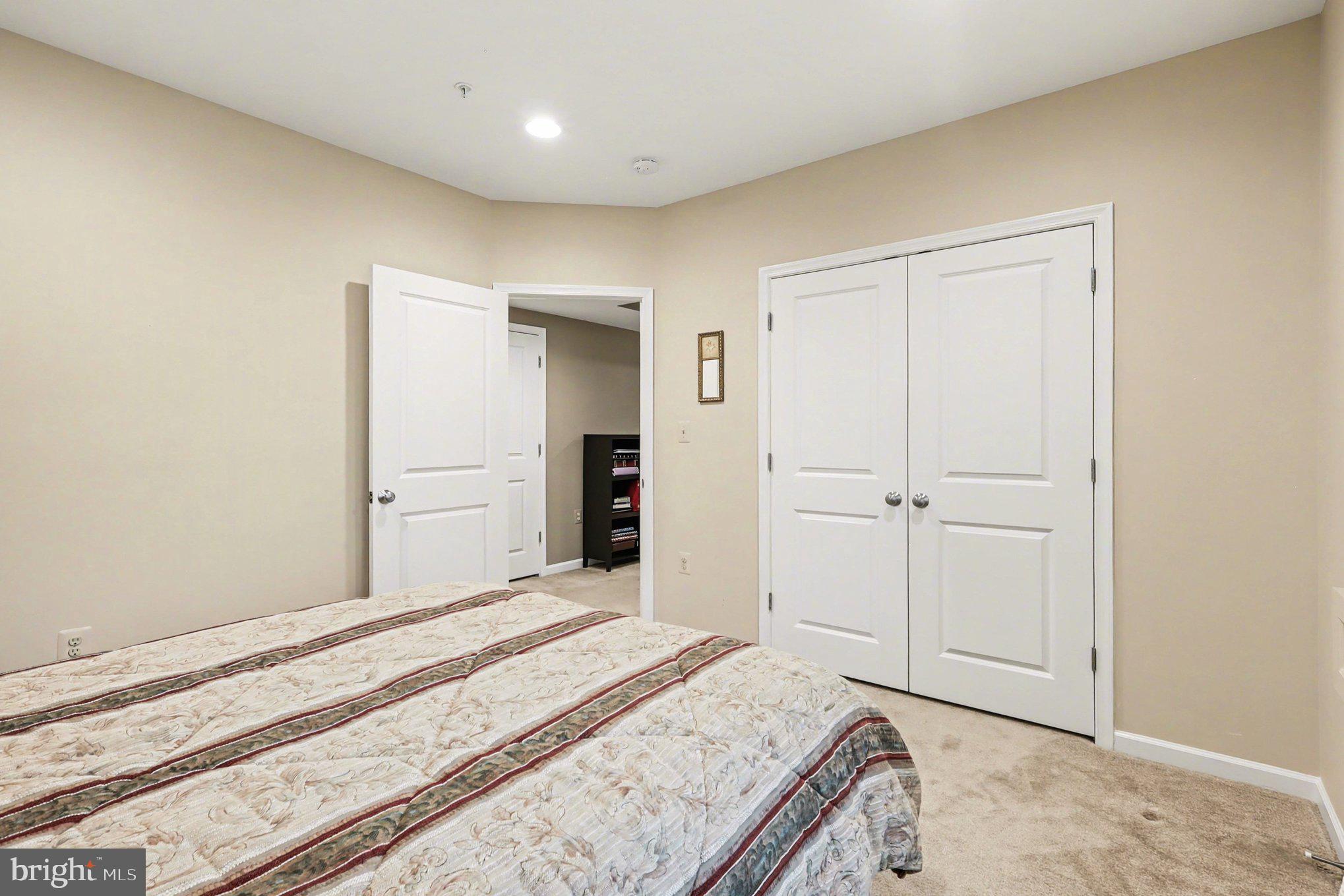 POPLAR RUN - Residential