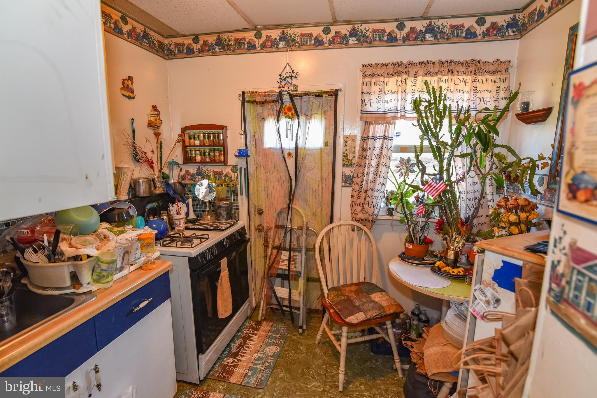 EAST BALTIMORE MIDWAY - Residential