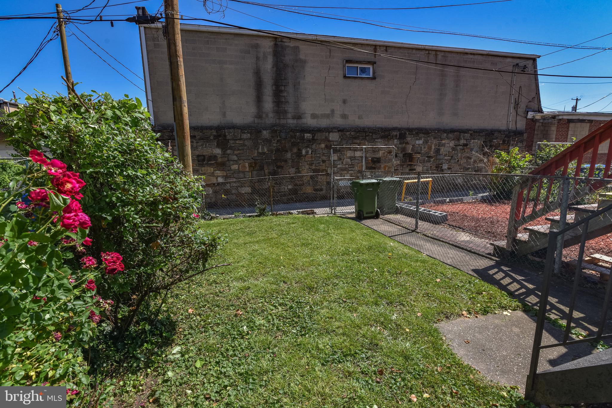 EAST BALTIMORE MIDWAY - Residential