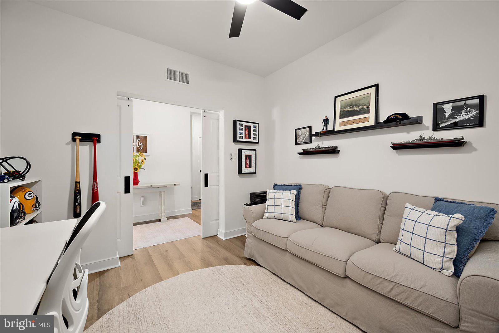 LIBERTY WEST - Residential