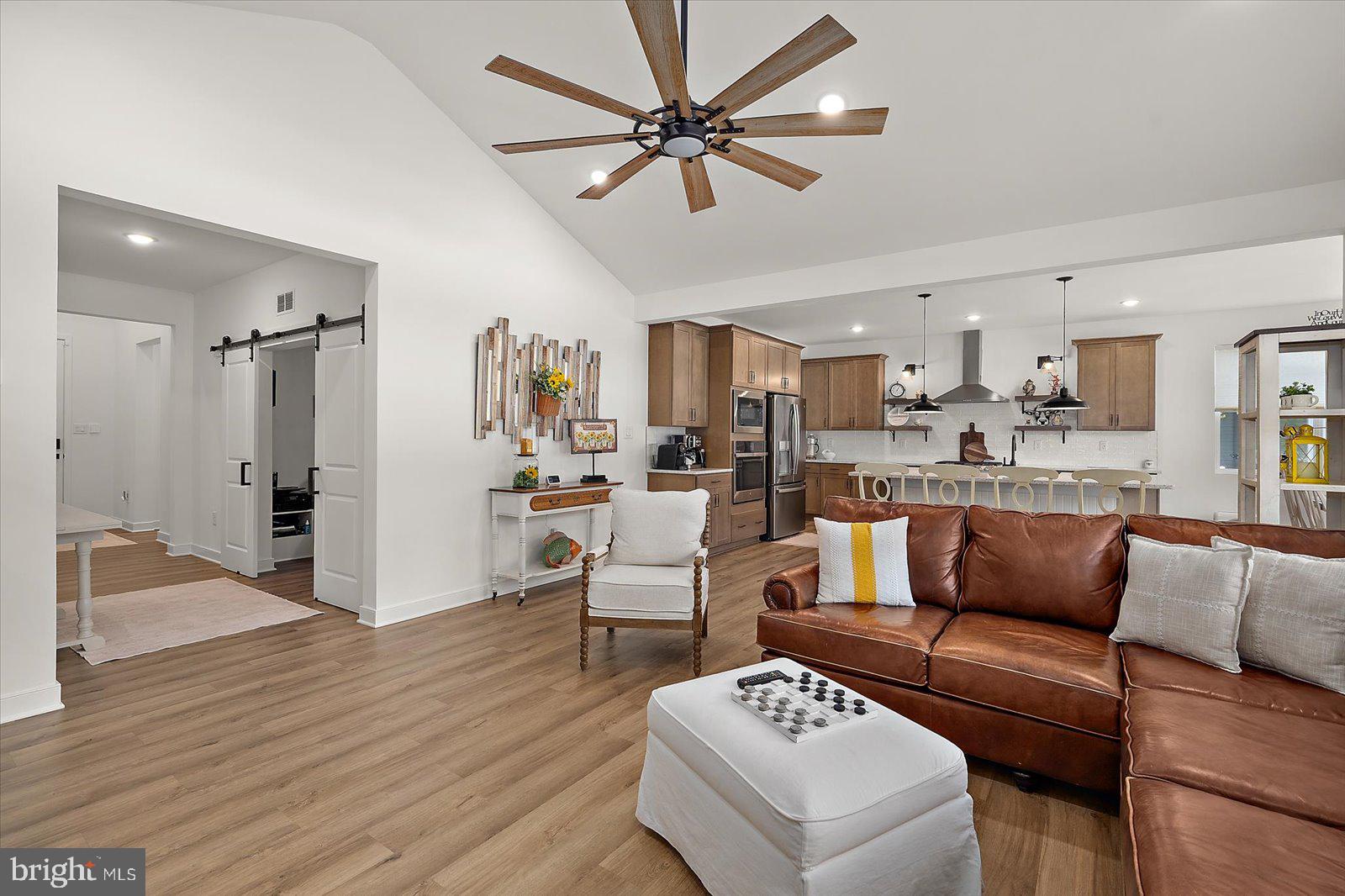 LIBERTY WEST - Residential