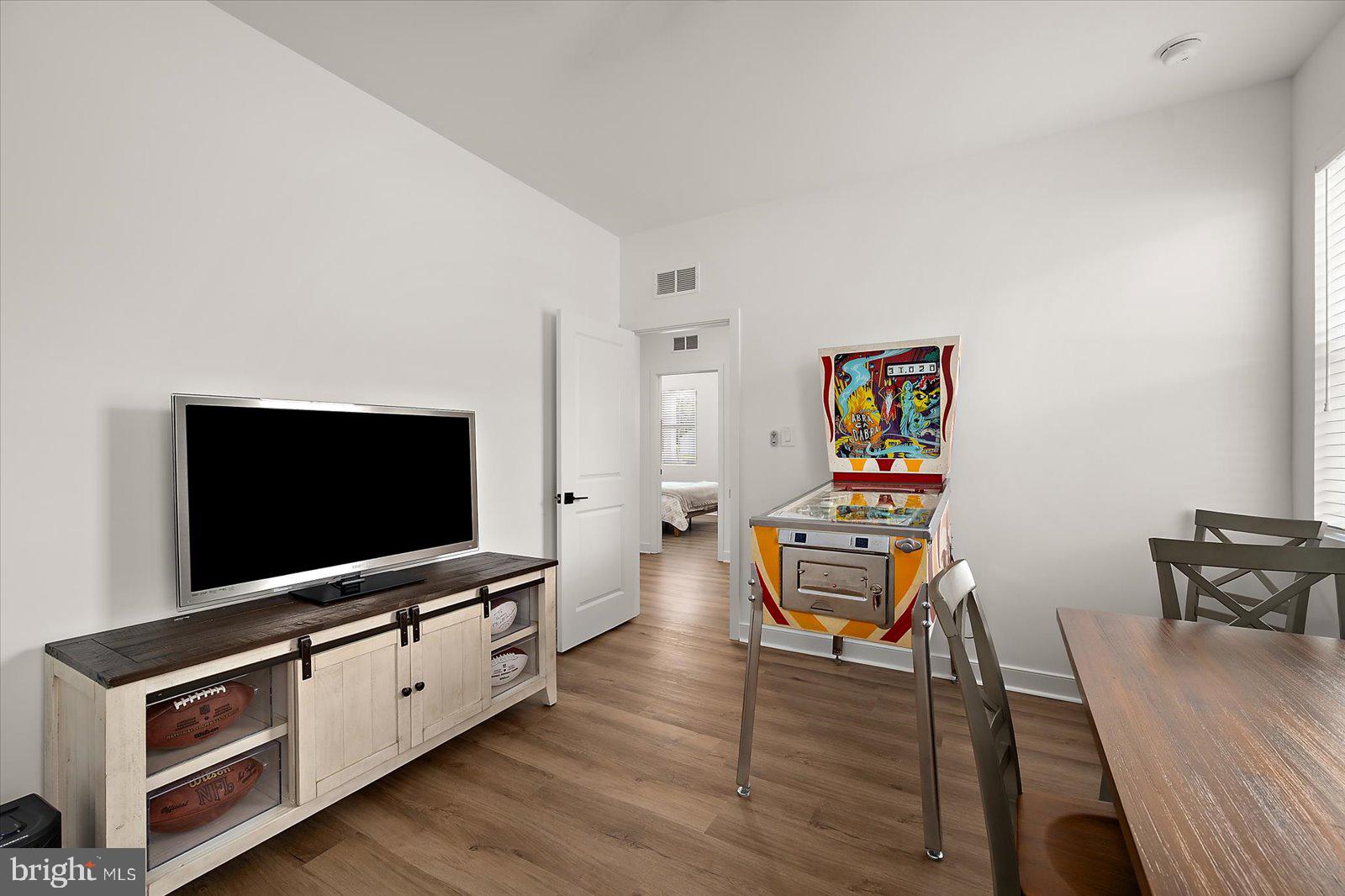 LIBERTY WEST - Residential