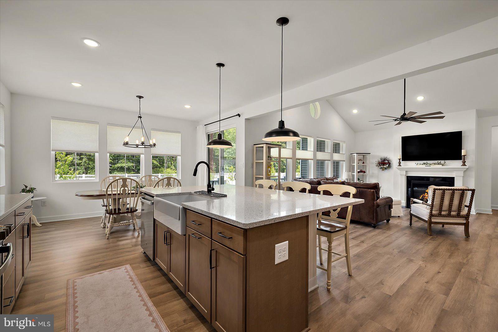LIBERTY WEST - Residential