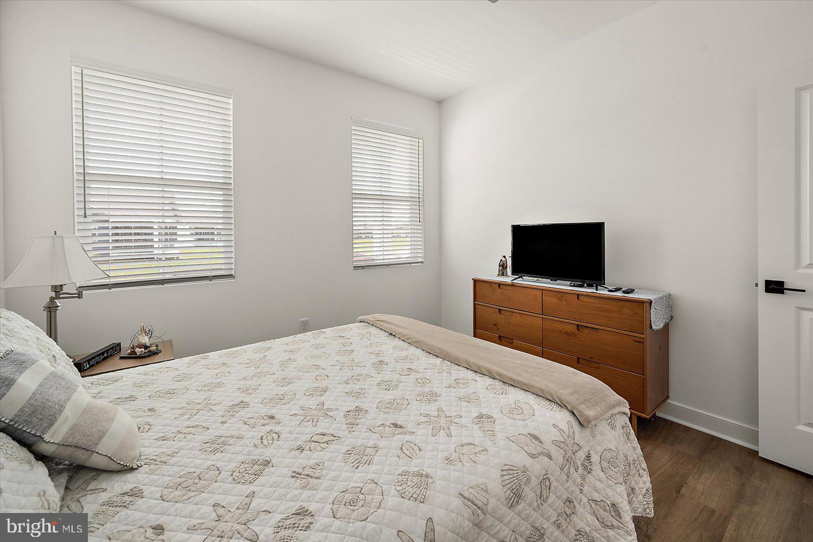 LIBERTY WEST - Residential