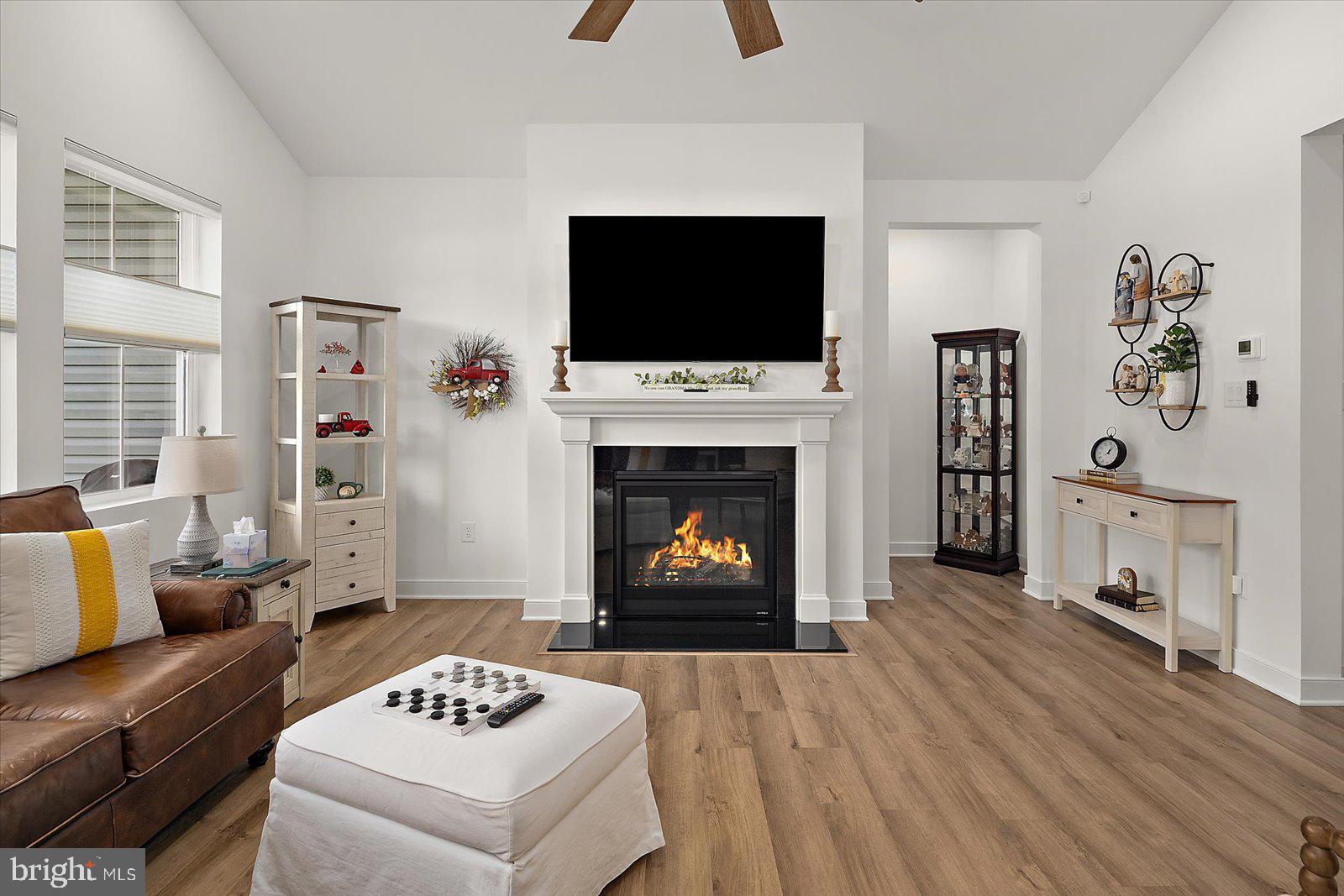 LIBERTY WEST - Residential