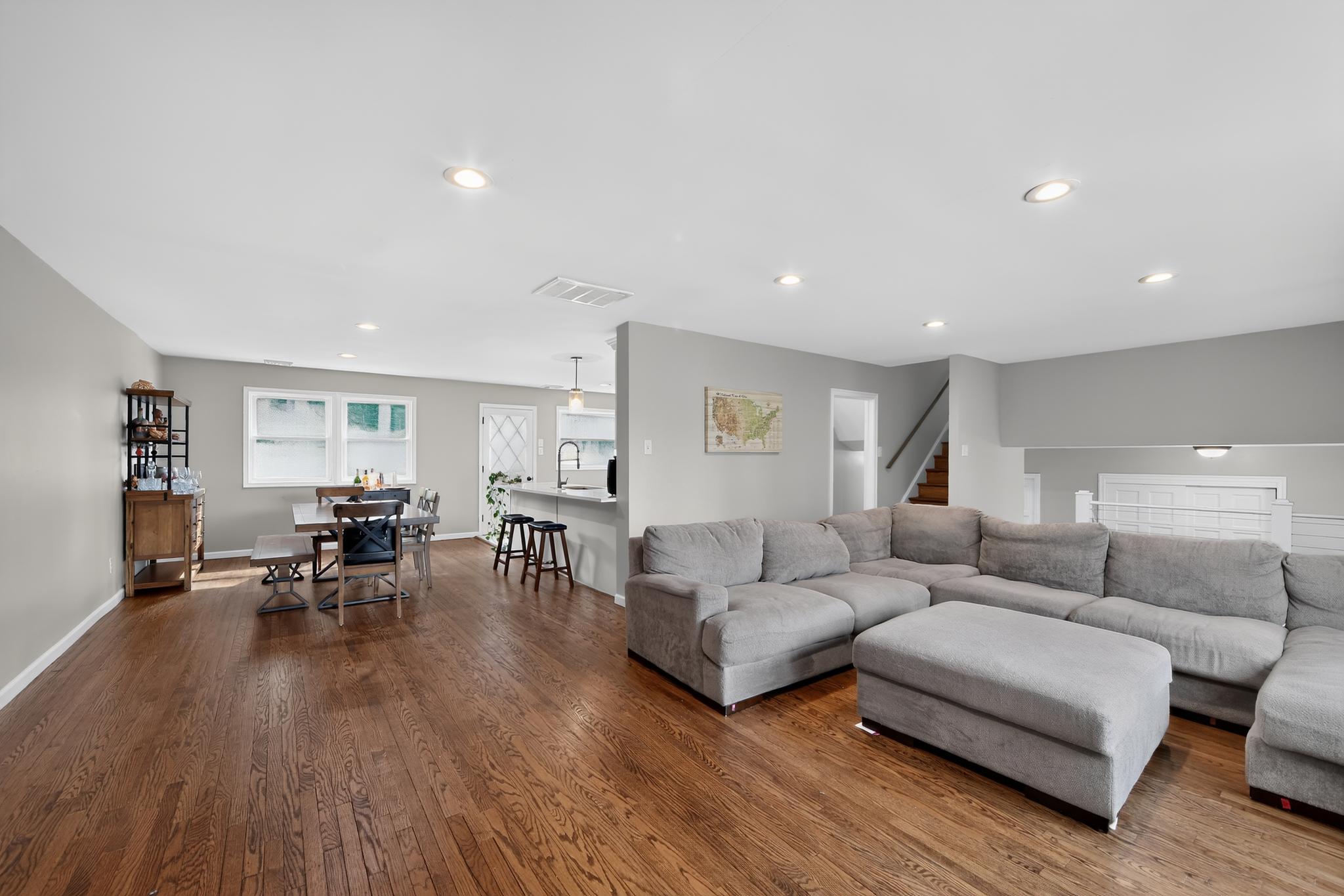 WHITFORD HILLS - Residential
