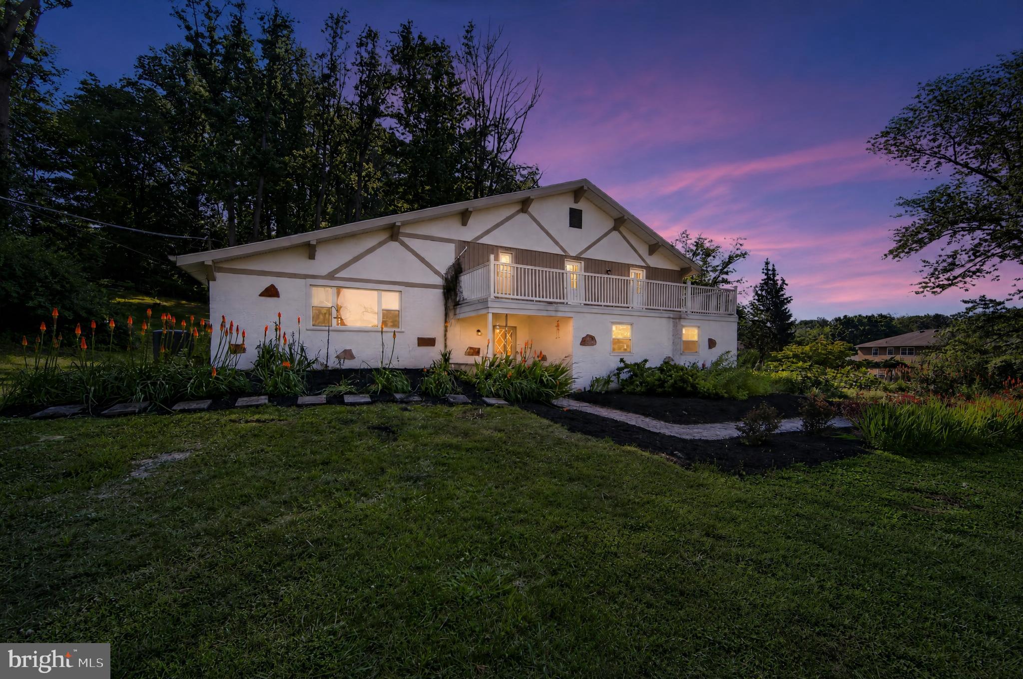WHITFORD HILLS - Residential