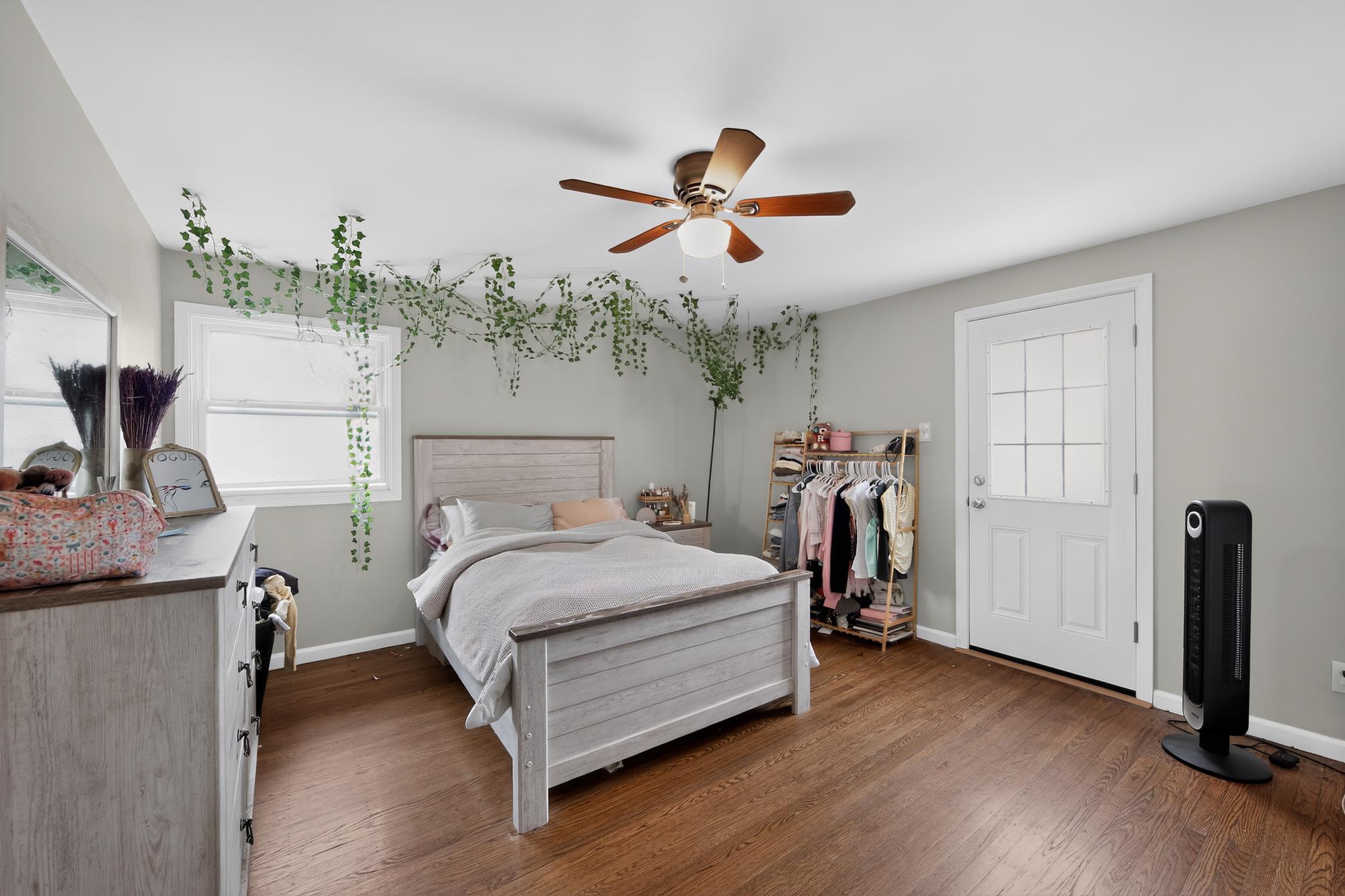 WHITFORD HILLS - Residential