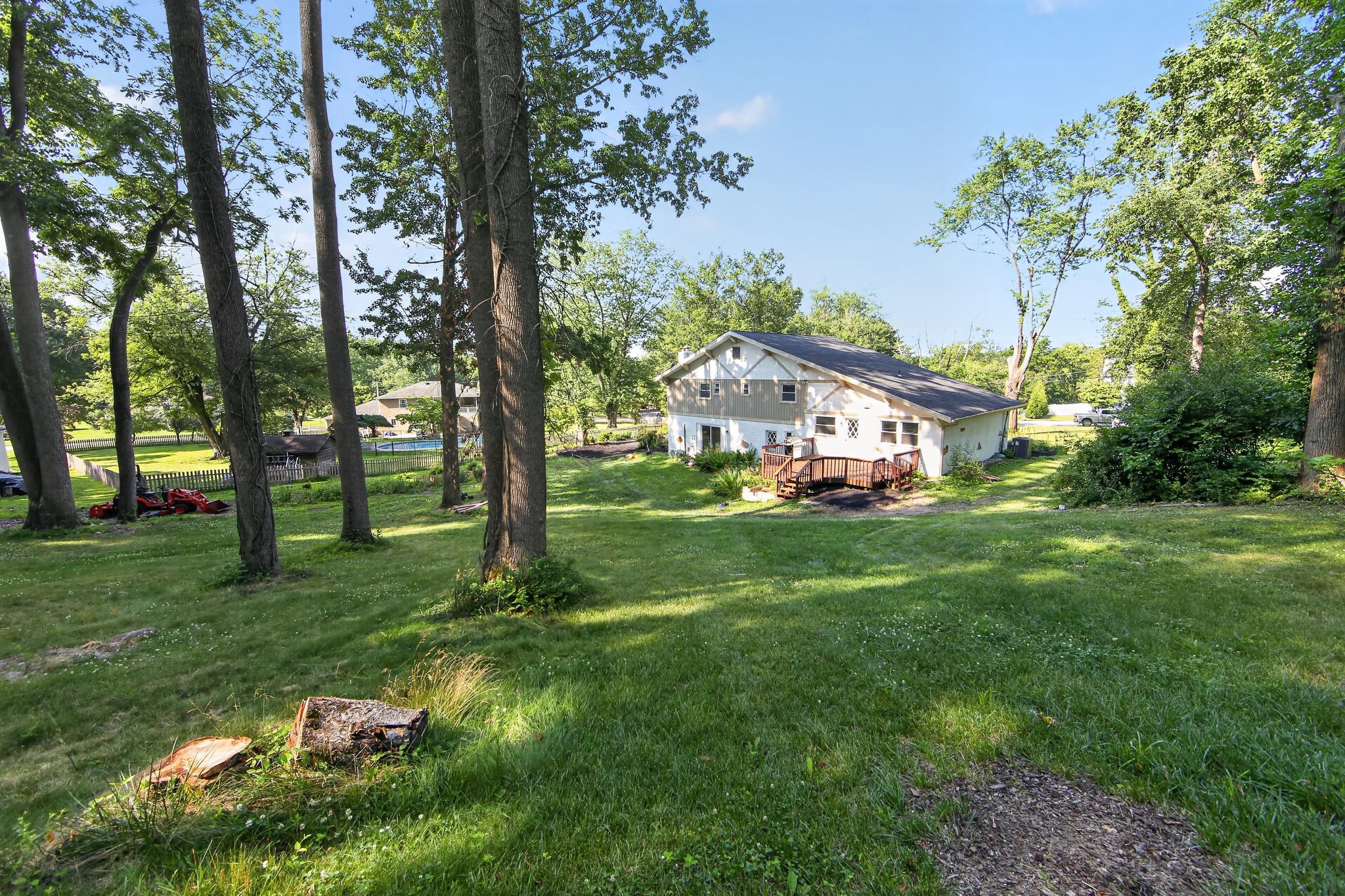 WHITFORD HILLS - Residential