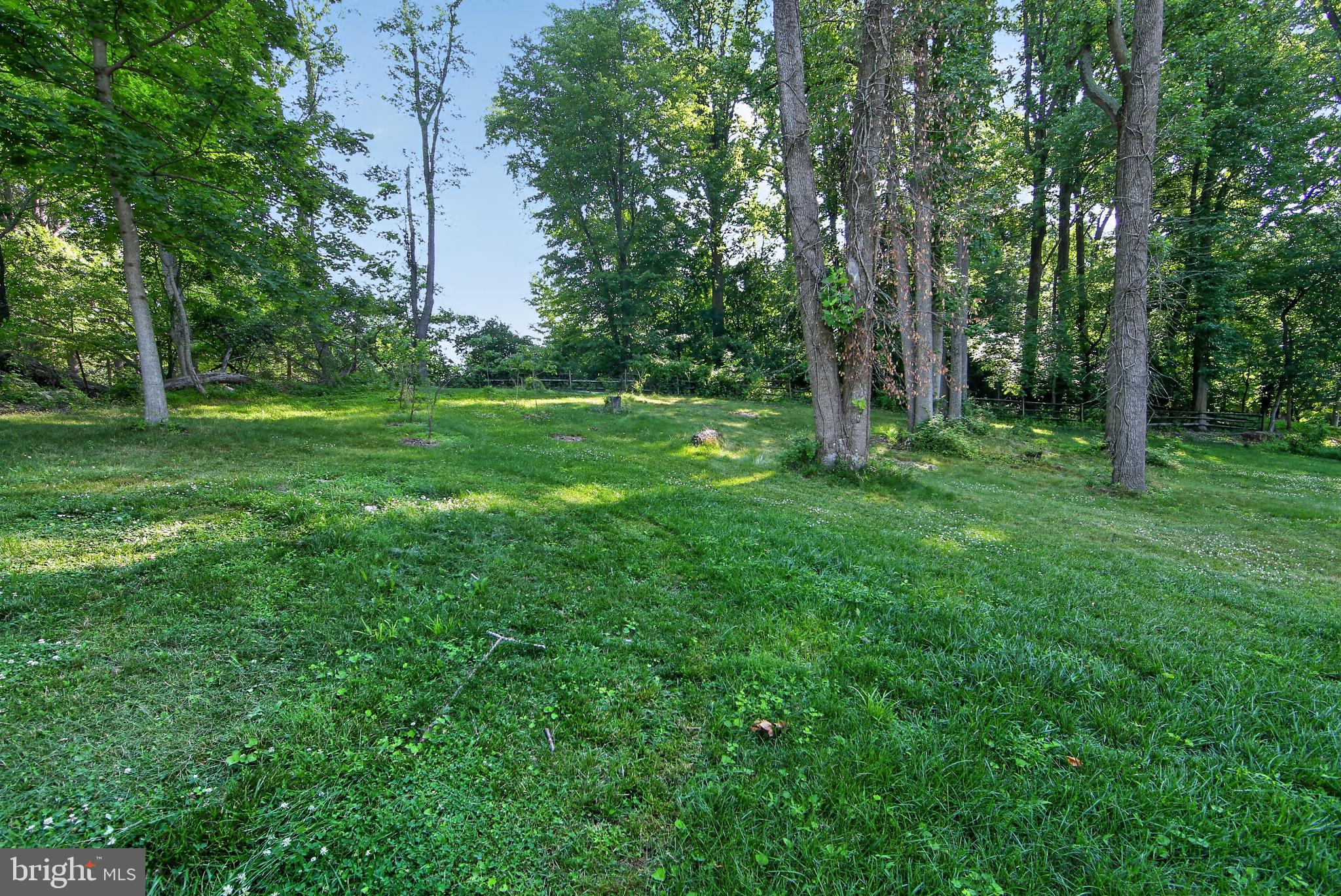 WHITFORD HILLS - Residential
