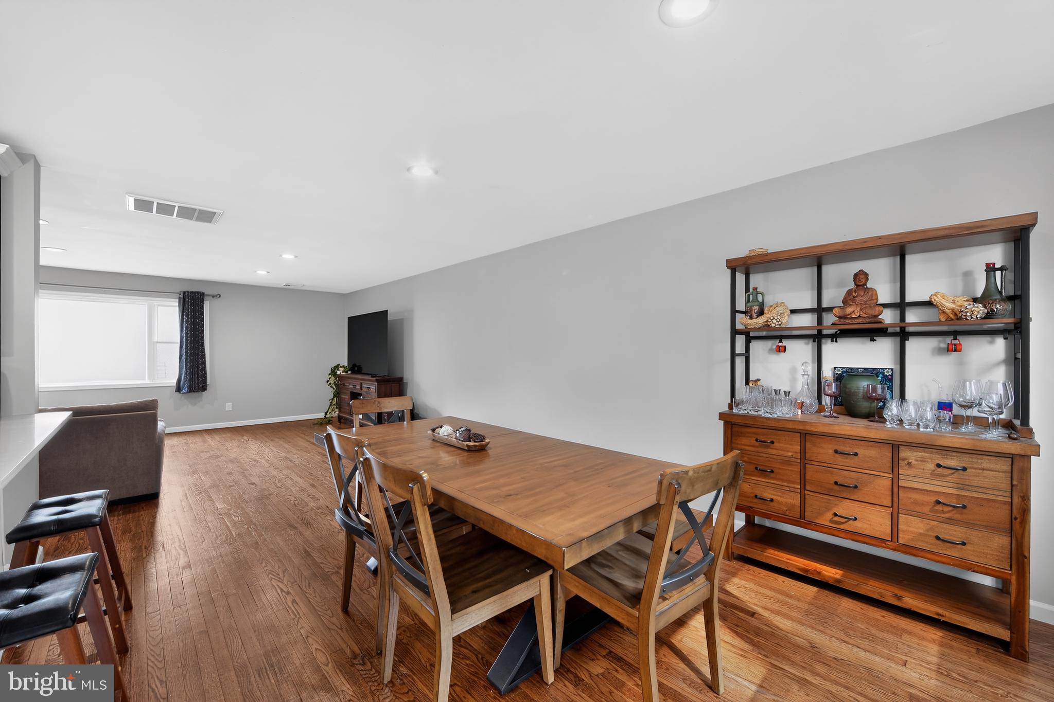 WHITFORD HILLS - Residential