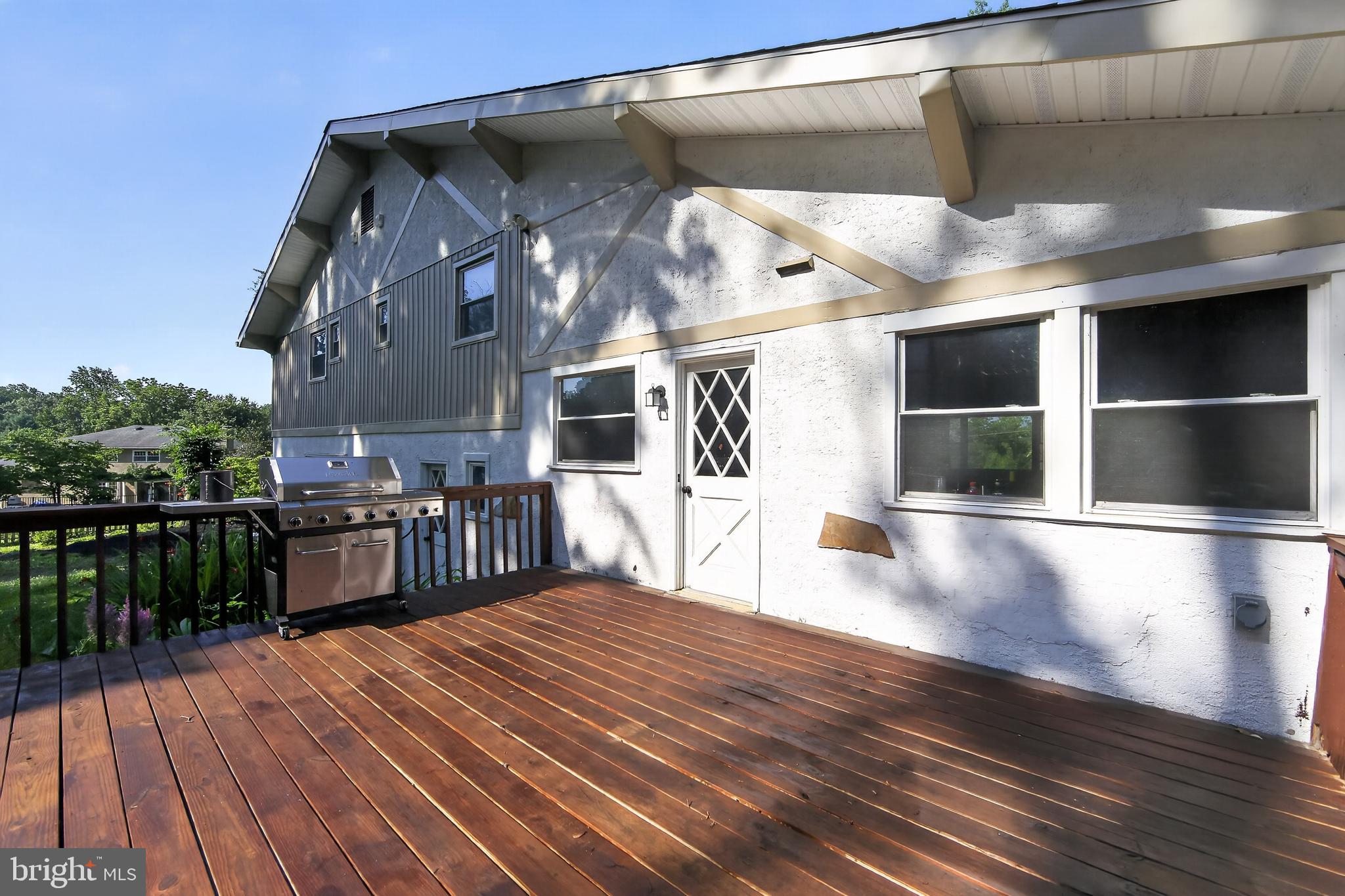WHITFORD HILLS - Residential