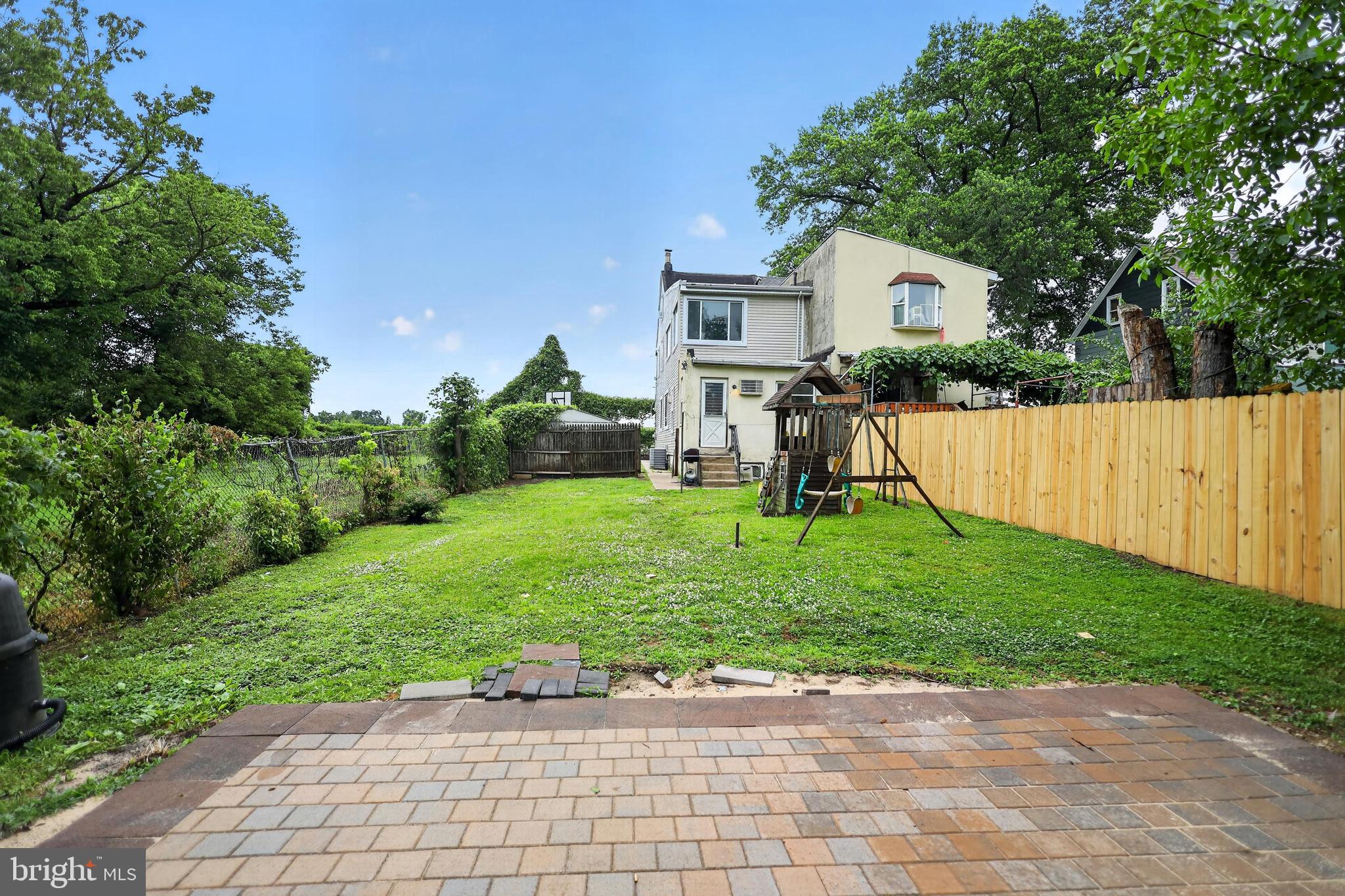 HOLMESBURG - Residential