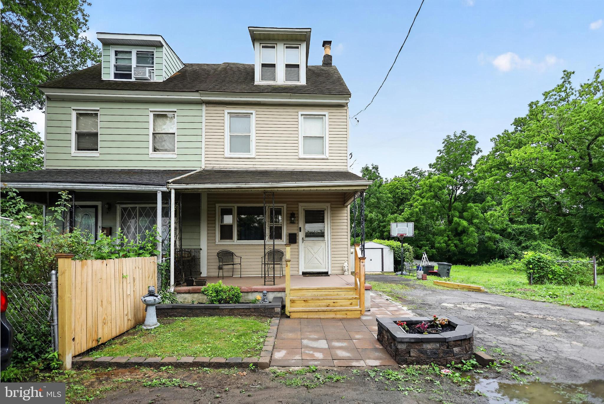 HOLMESBURG - Residential
