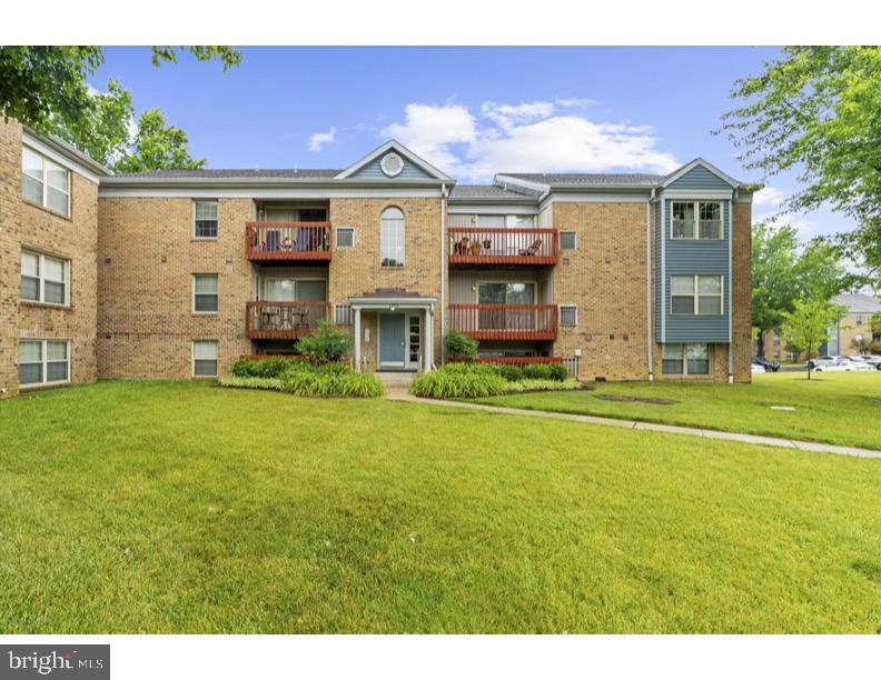 You will be right at home in this charming 3-bedroom, condo in highly sought after Waterford Landing! This sweet property offers an open floor plan, perfect for both relaxation and entertaining. Featuring new carpet, washer and dryer, three bedrooms, it's newly painted and offers a patio for outdoor relaxation.  Unit 103 is  just waiting for you to call it home! Located in a prime area with easy access to local shopping, the marina and parks. You won't want to miss the opportunity to own! If are looking to build your rental portfolio this is the perfect property for you! Come see this cozy home today!!
