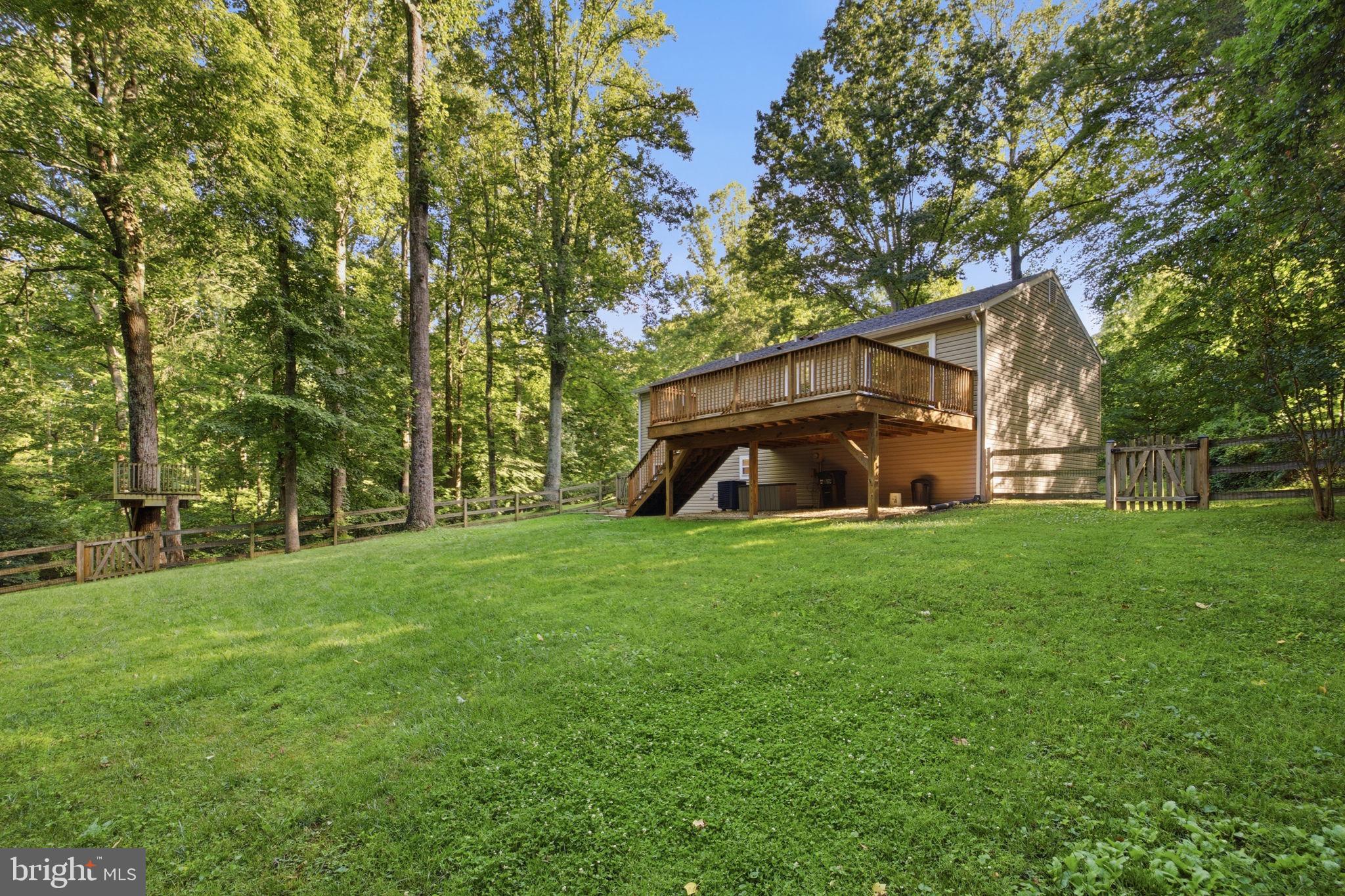 WARRENTON VILLAGE - Residential