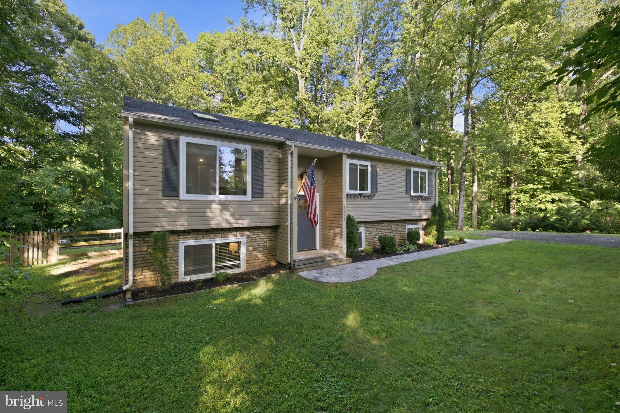 WARRENTON VILLAGE - Residential