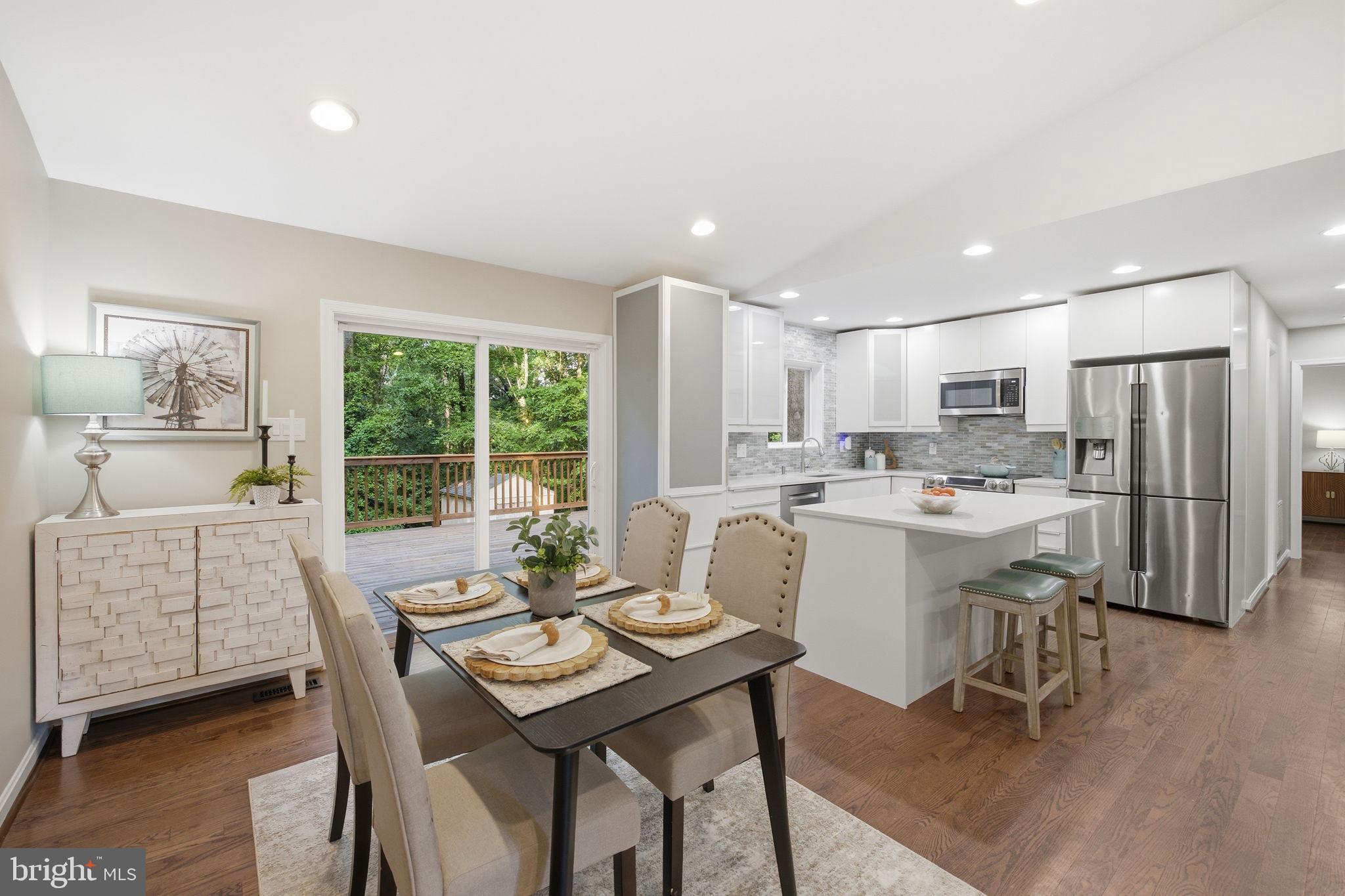 WARRENTON VILLAGE - Residential