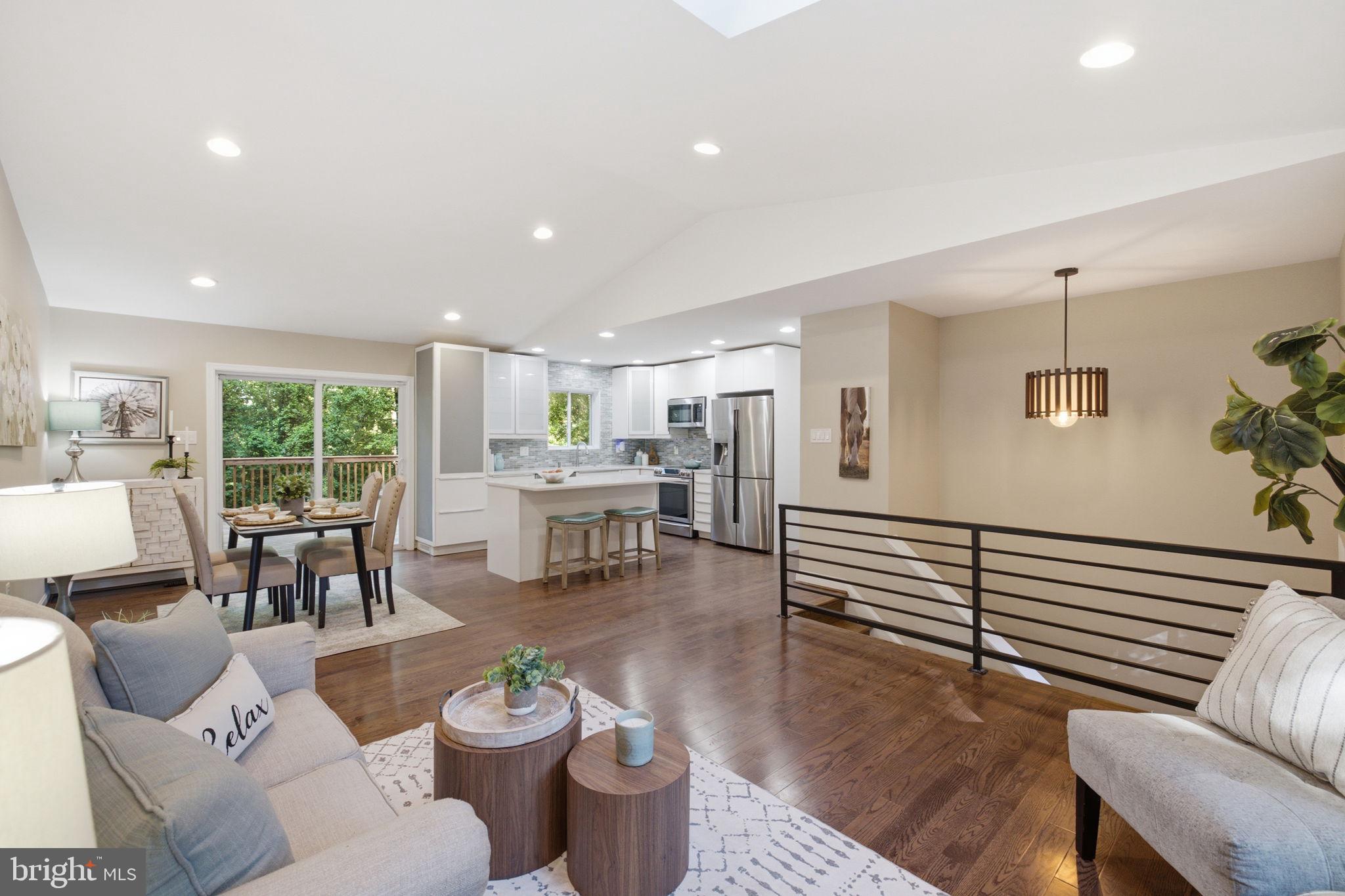 WARRENTON VILLAGE - Residential