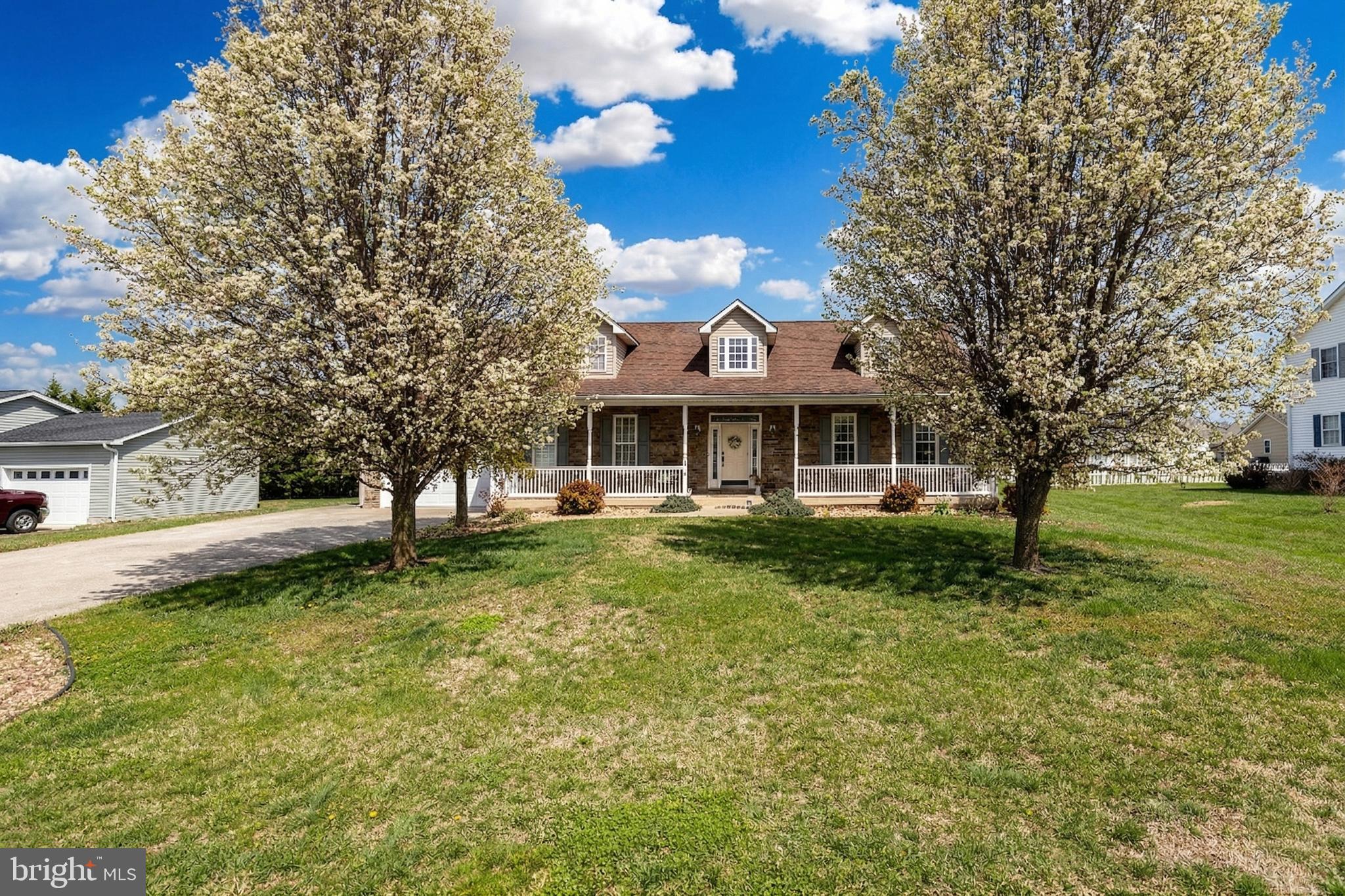 DEERFIELD ESTATES - Residential