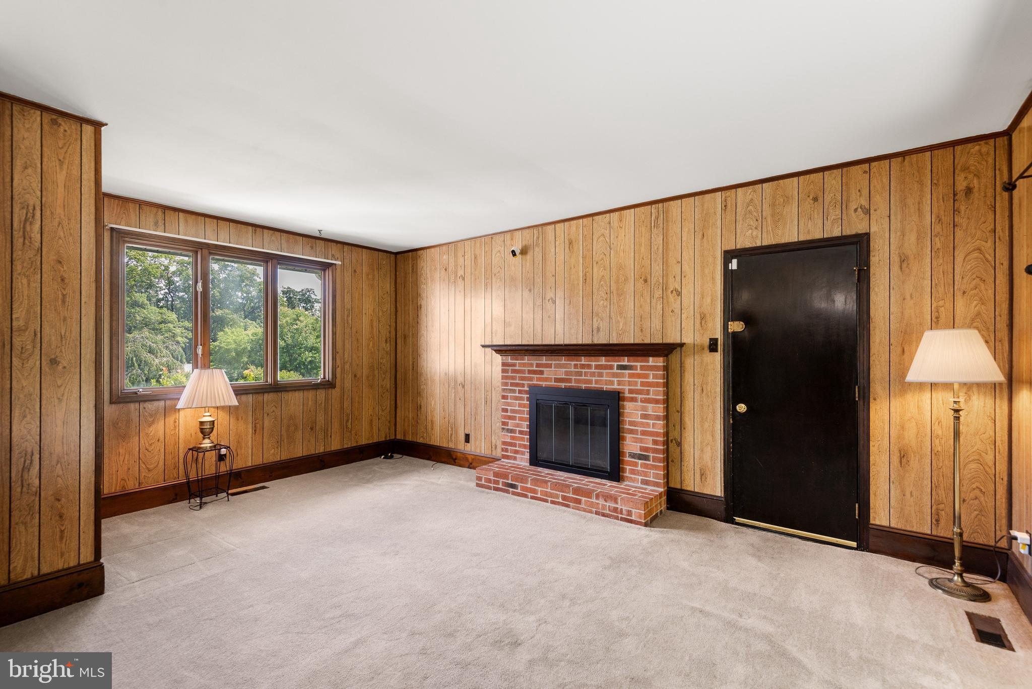 WHITFORD VILLAGE - Residential