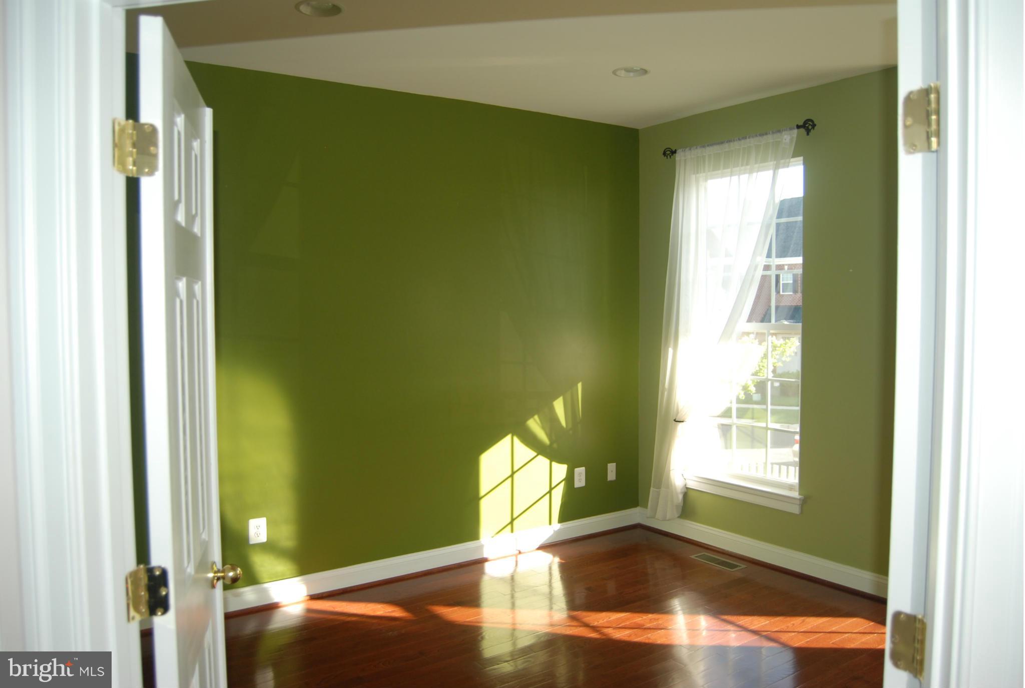 GREENWAY VILLAGE - Residential Lease