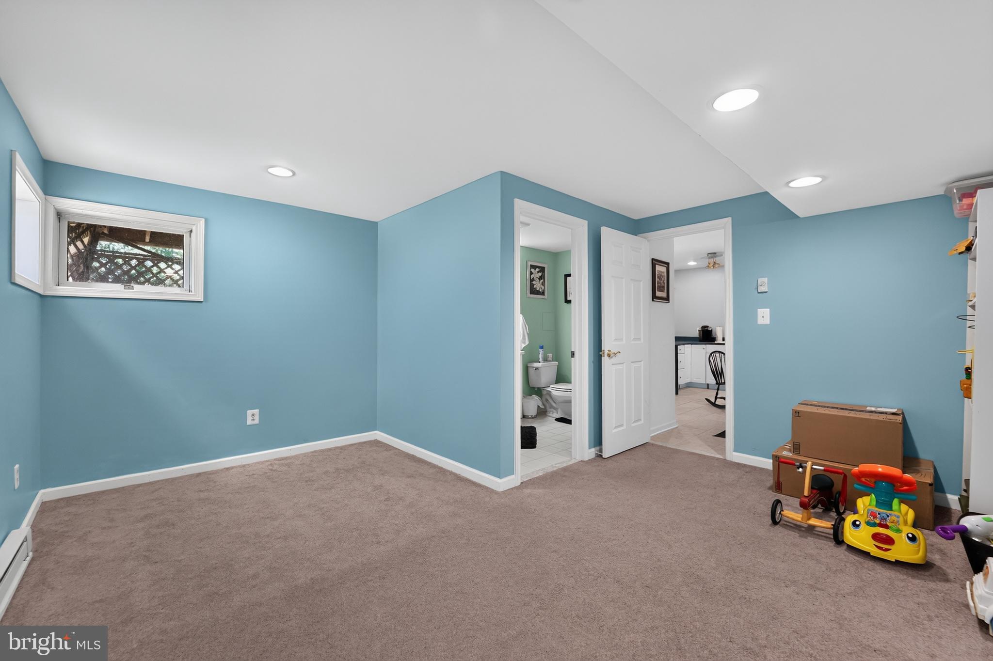 MIDDLETOWN RIDGE - Residential
