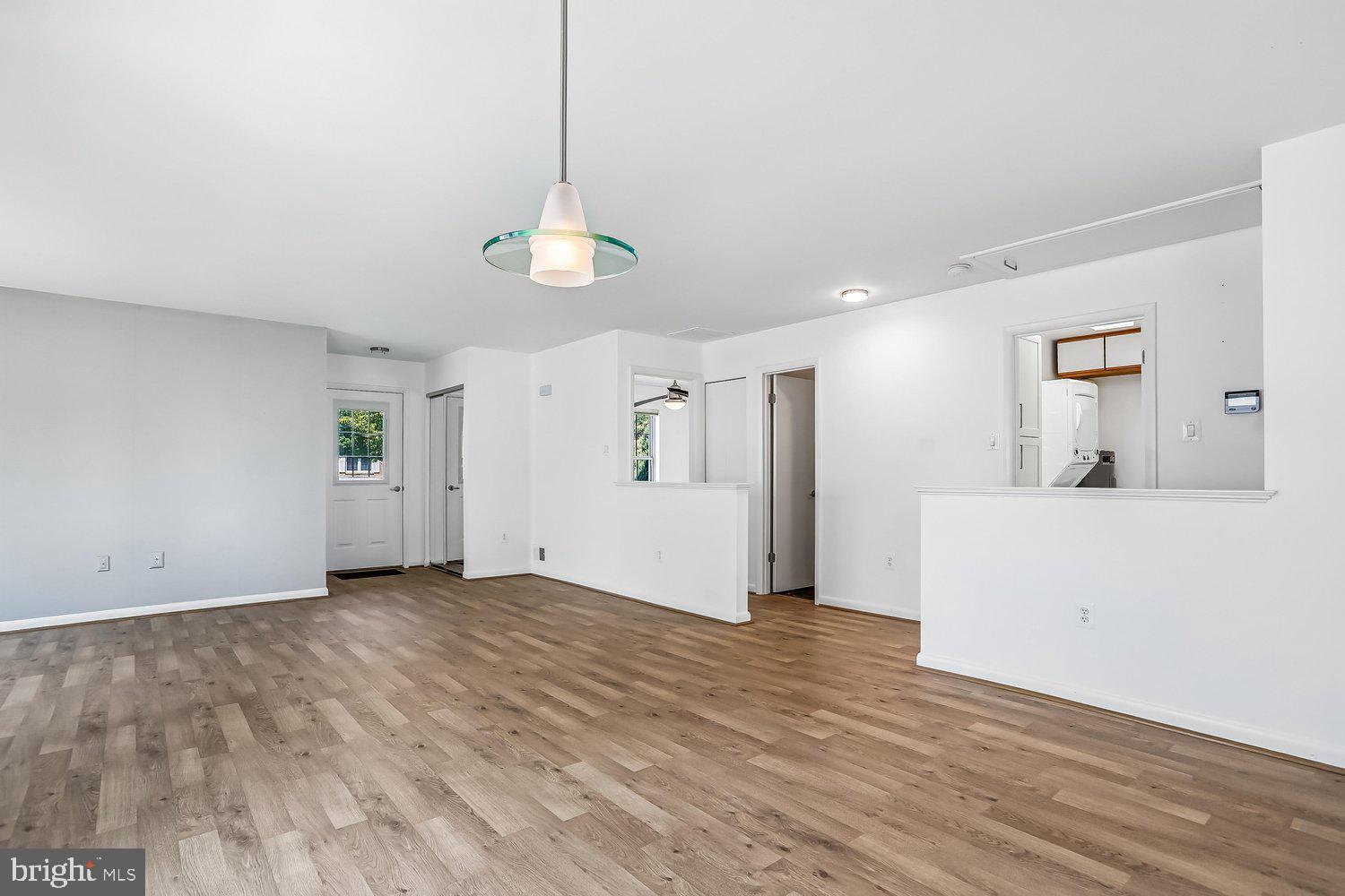 CRESTWOOD VILLAGE - Residential