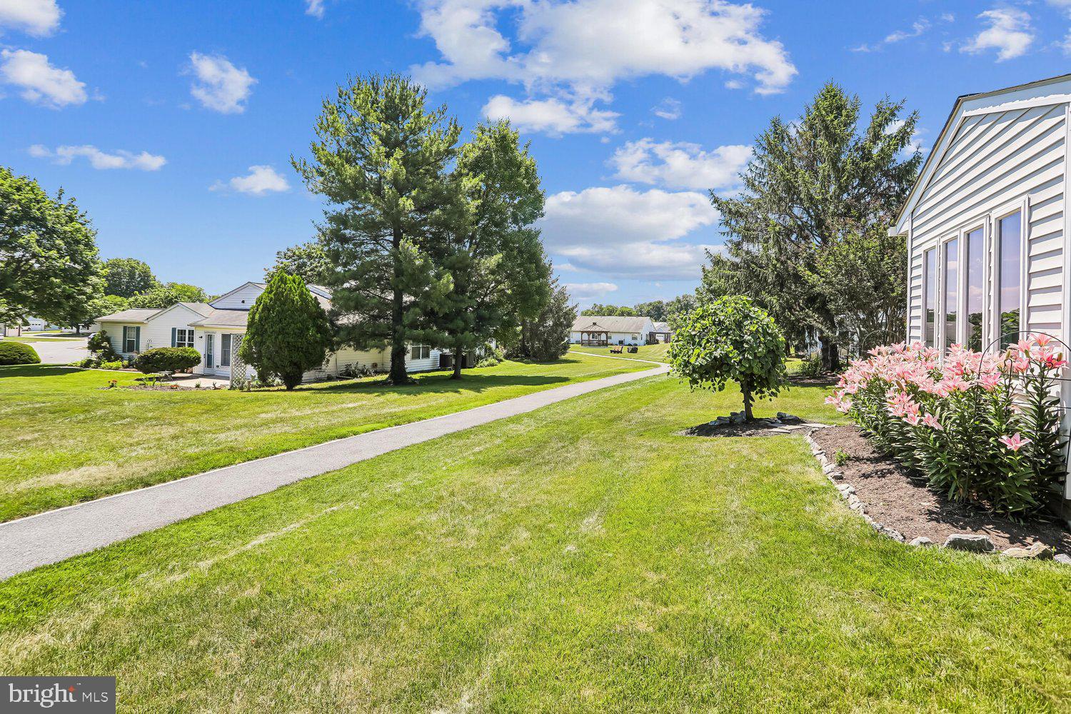 CRESTWOOD VILLAGE - Residential
