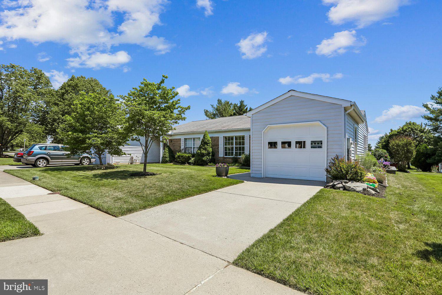 CRESTWOOD VILLAGE - Residential