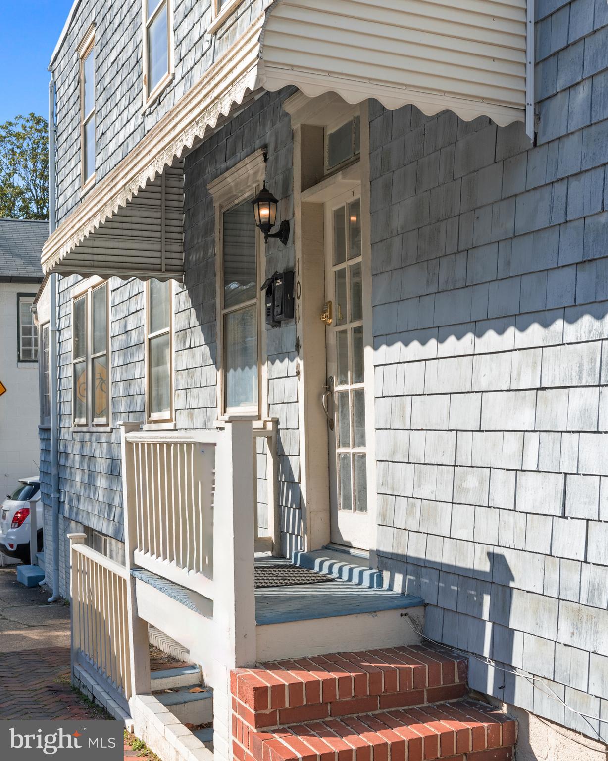 HISTORIC DISTRICT - Residential