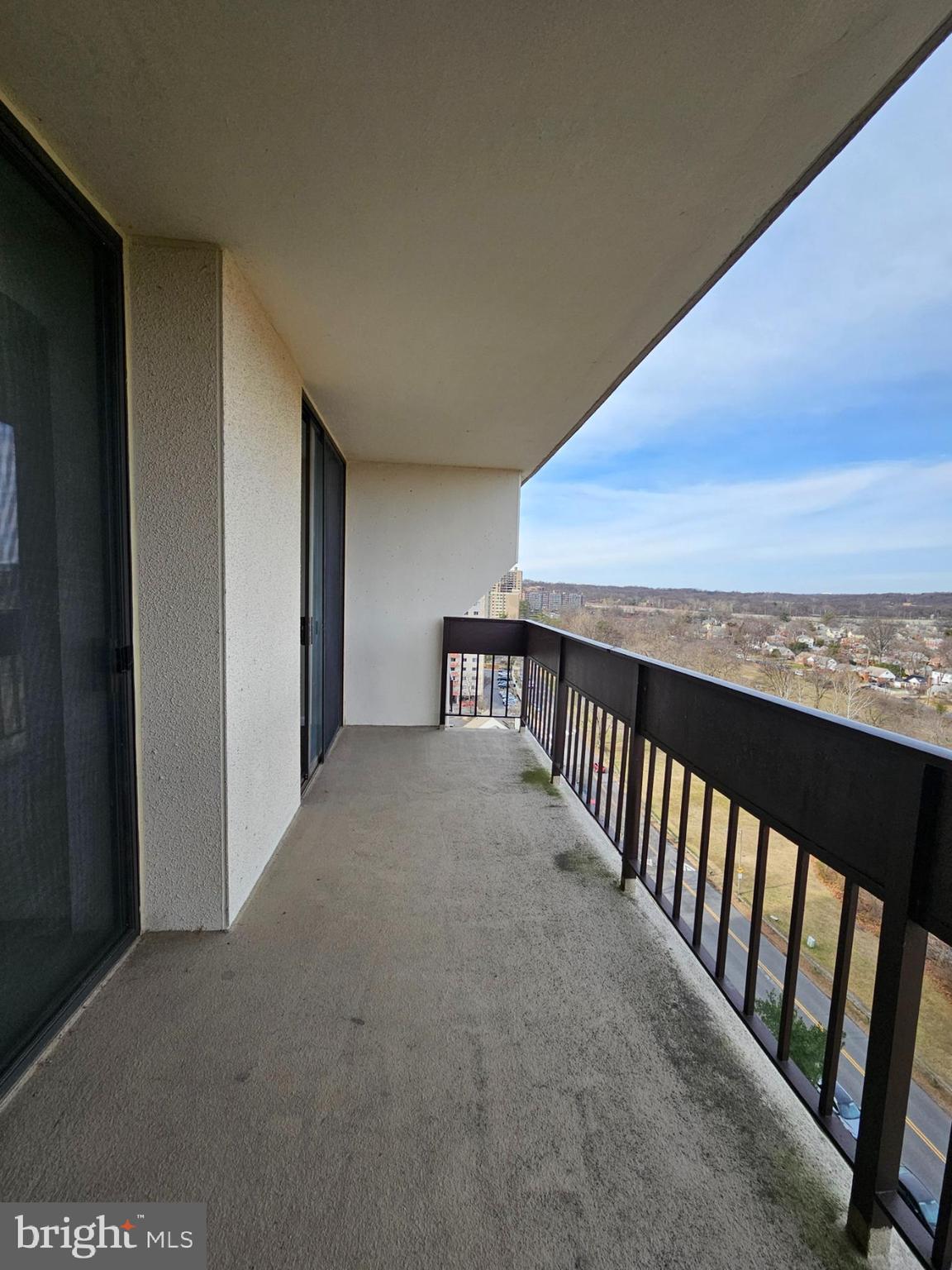 GREENHOUSE - Residential Lease
