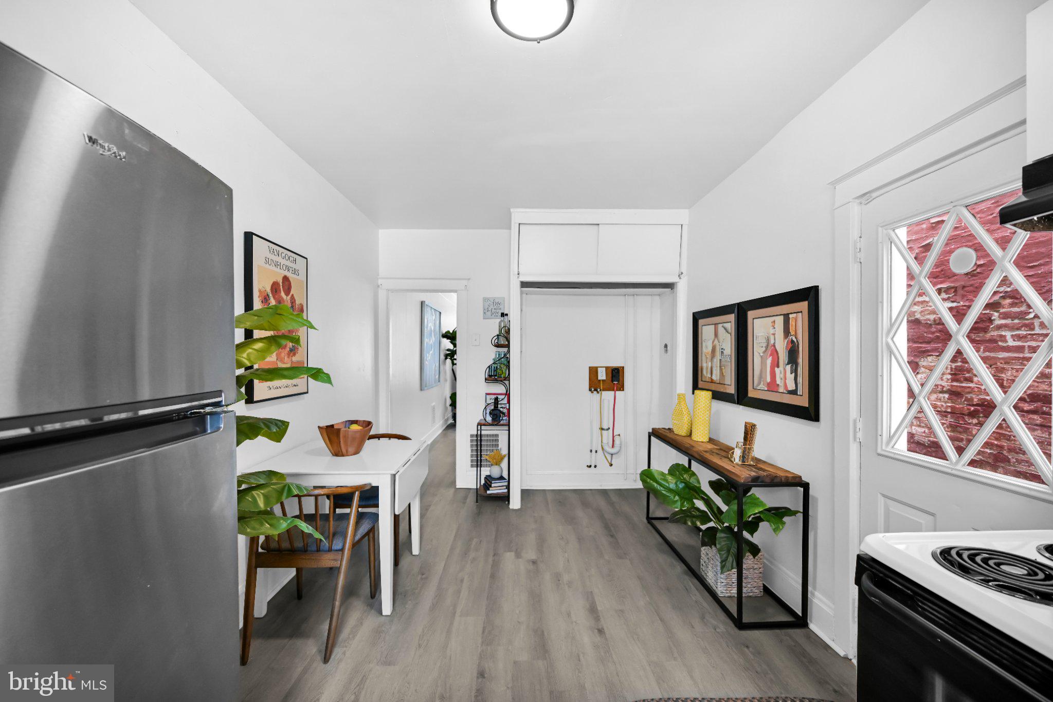 CABBAGE HILL - Residential