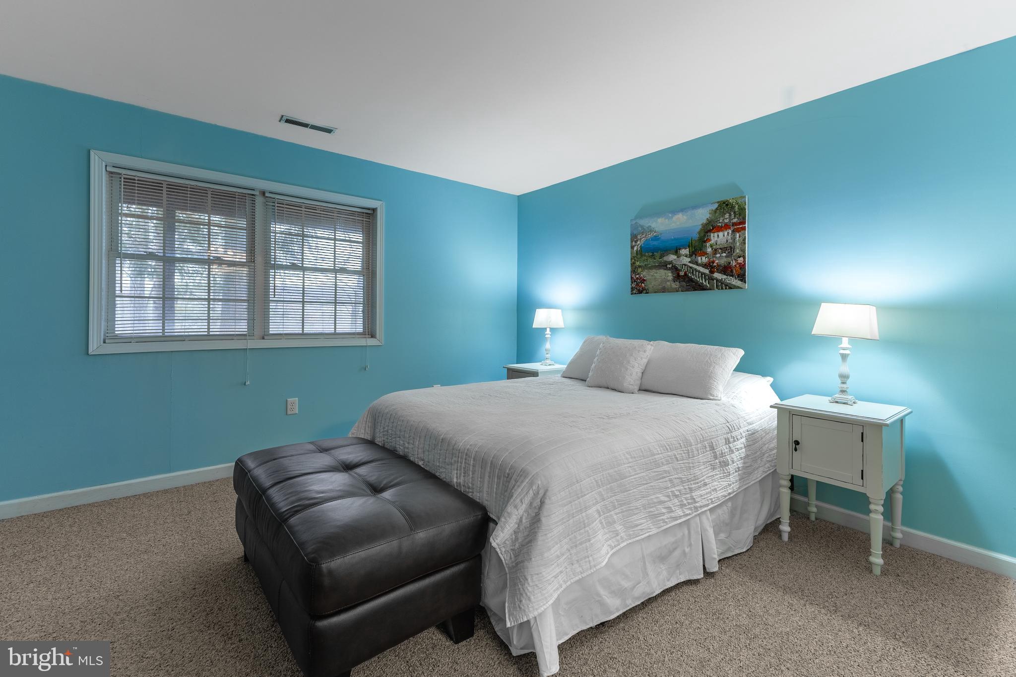 SIENNA WOODS - Residential