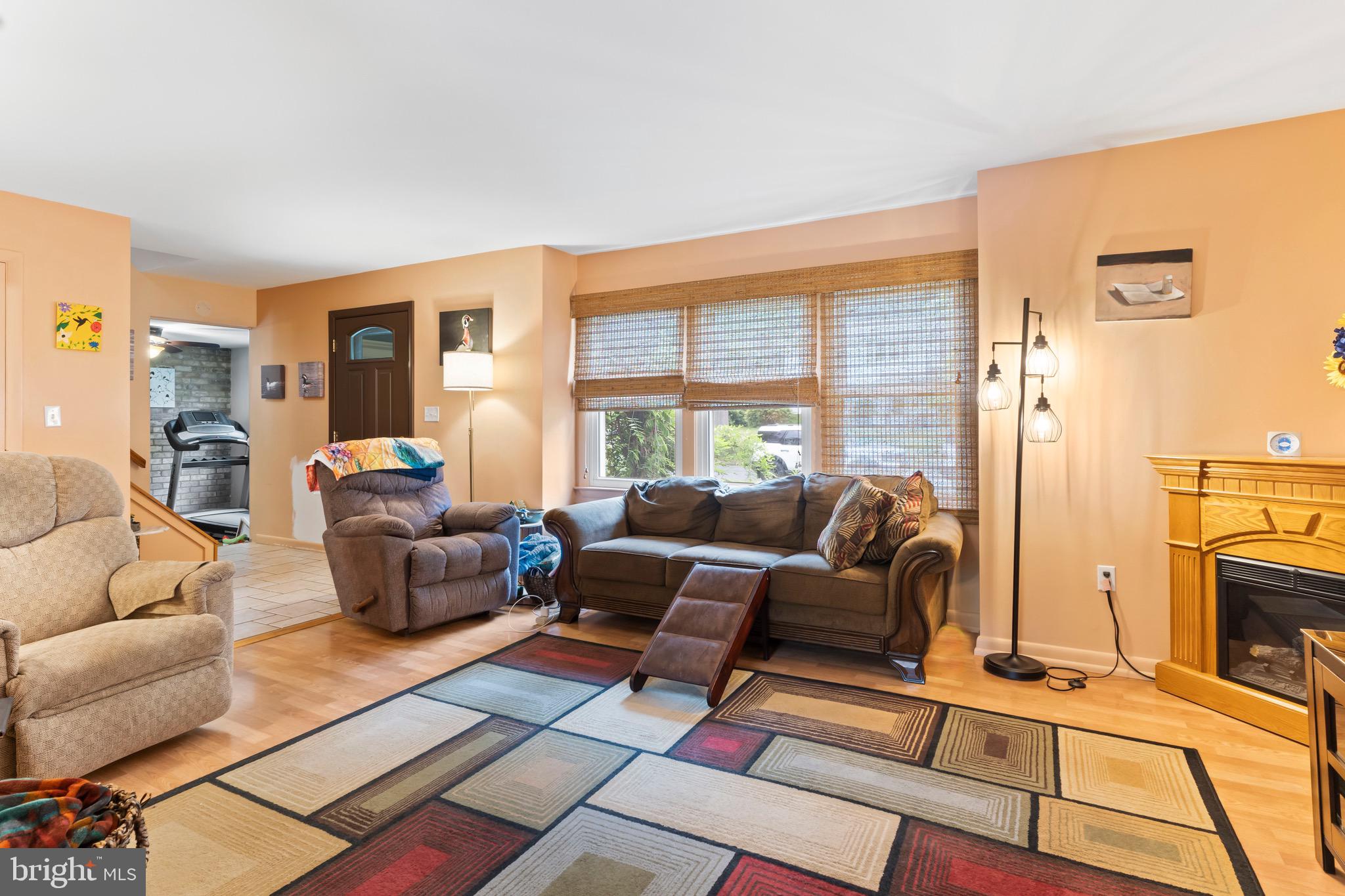 GREEN LANE FARMS - Residential