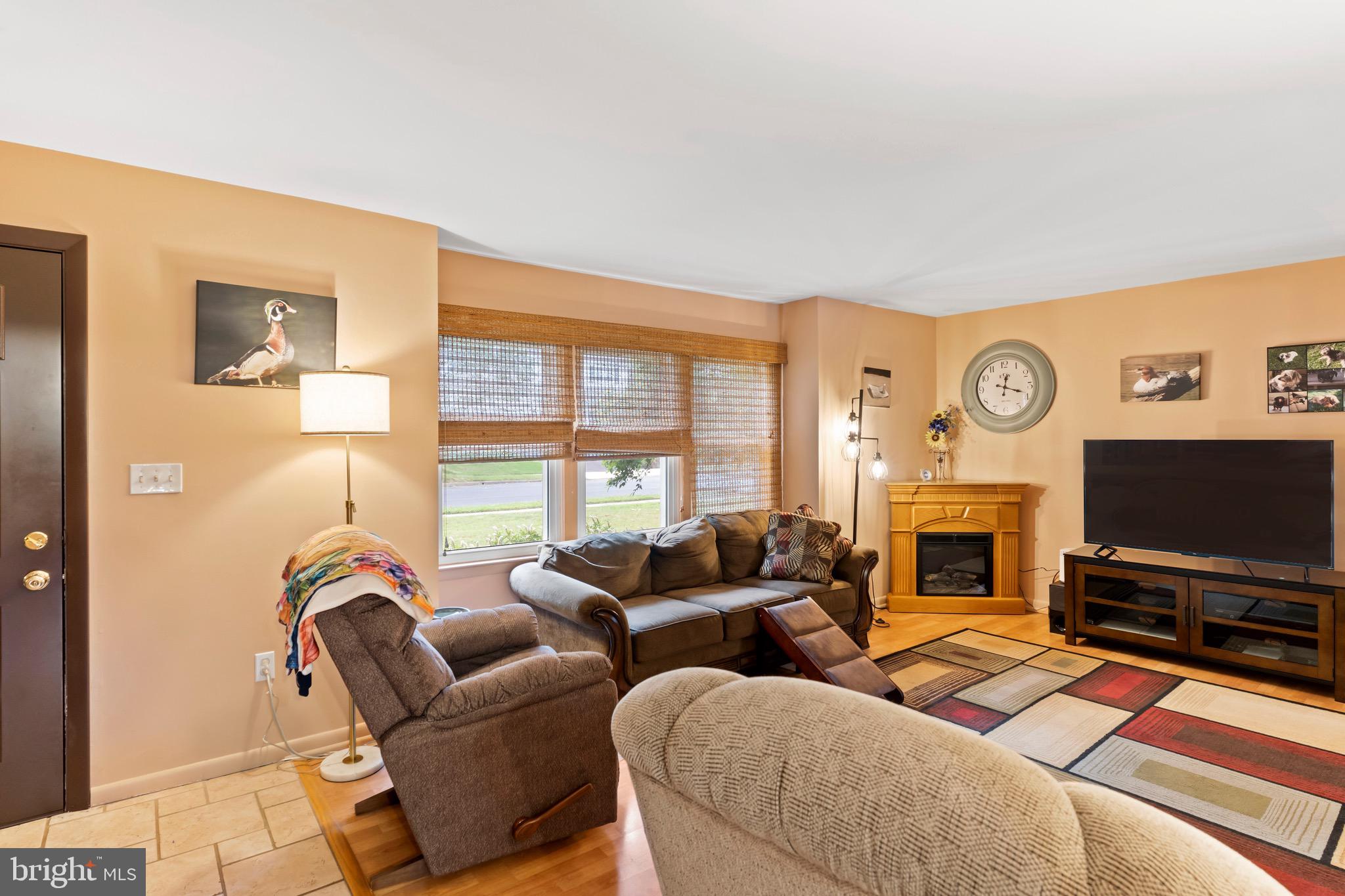 GREEN LANE FARMS - Residential