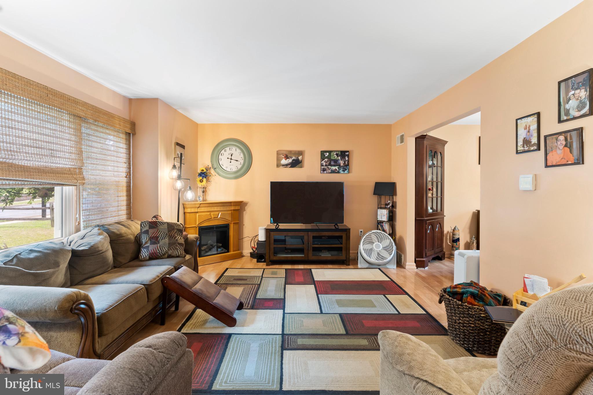 GREEN LANE FARMS - Residential