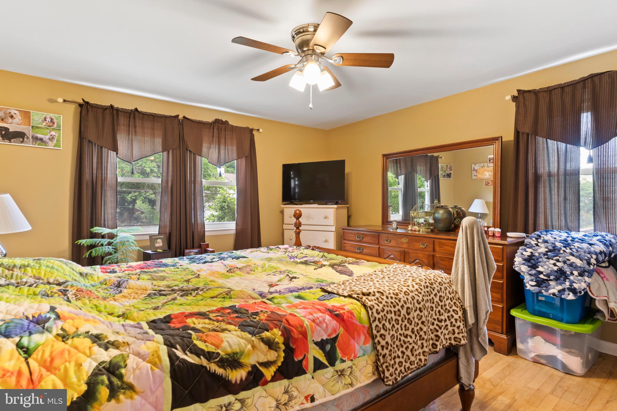 GREEN LANE FARMS - Residential