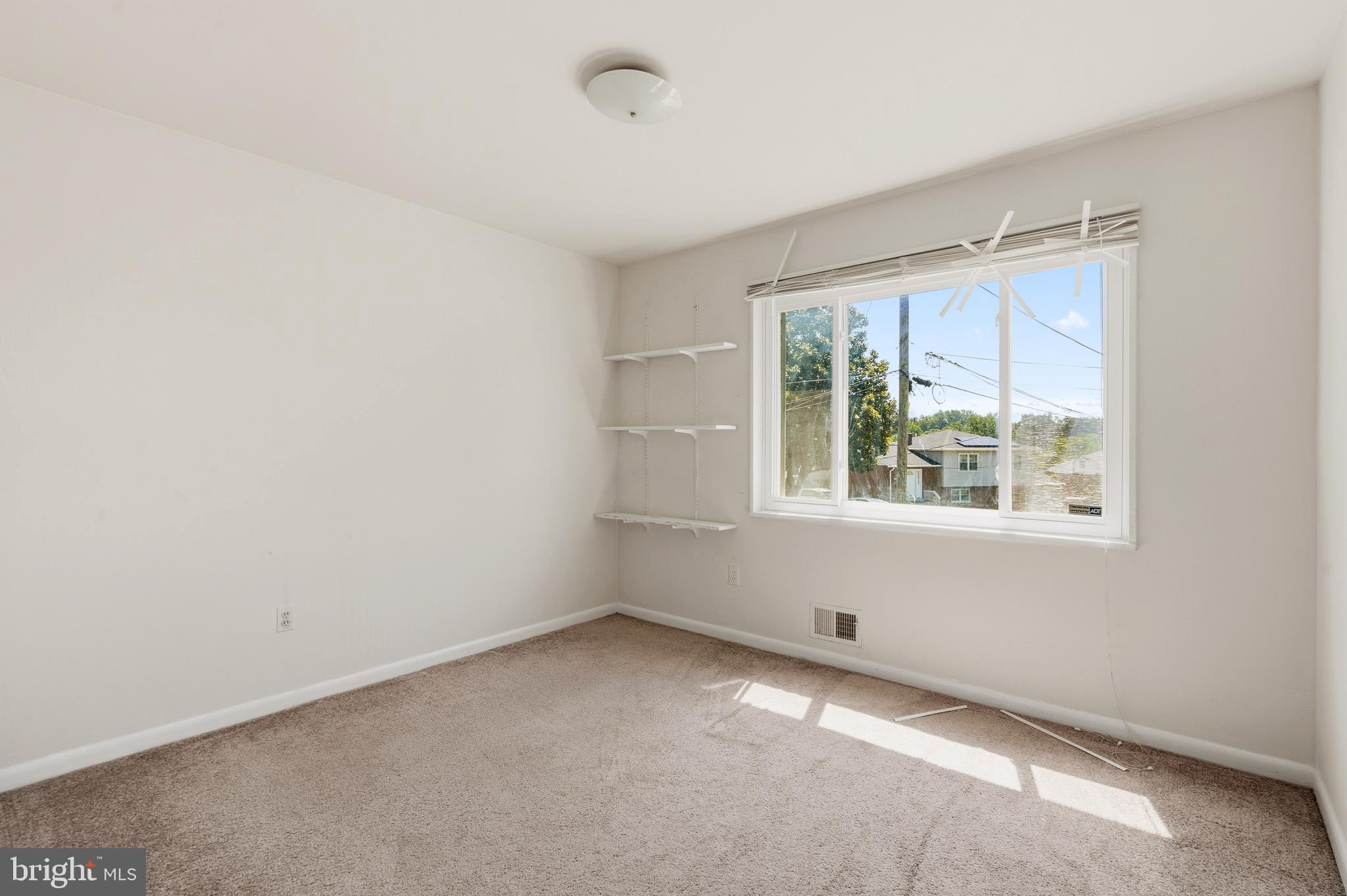 RIVER RIDGE - Residential
