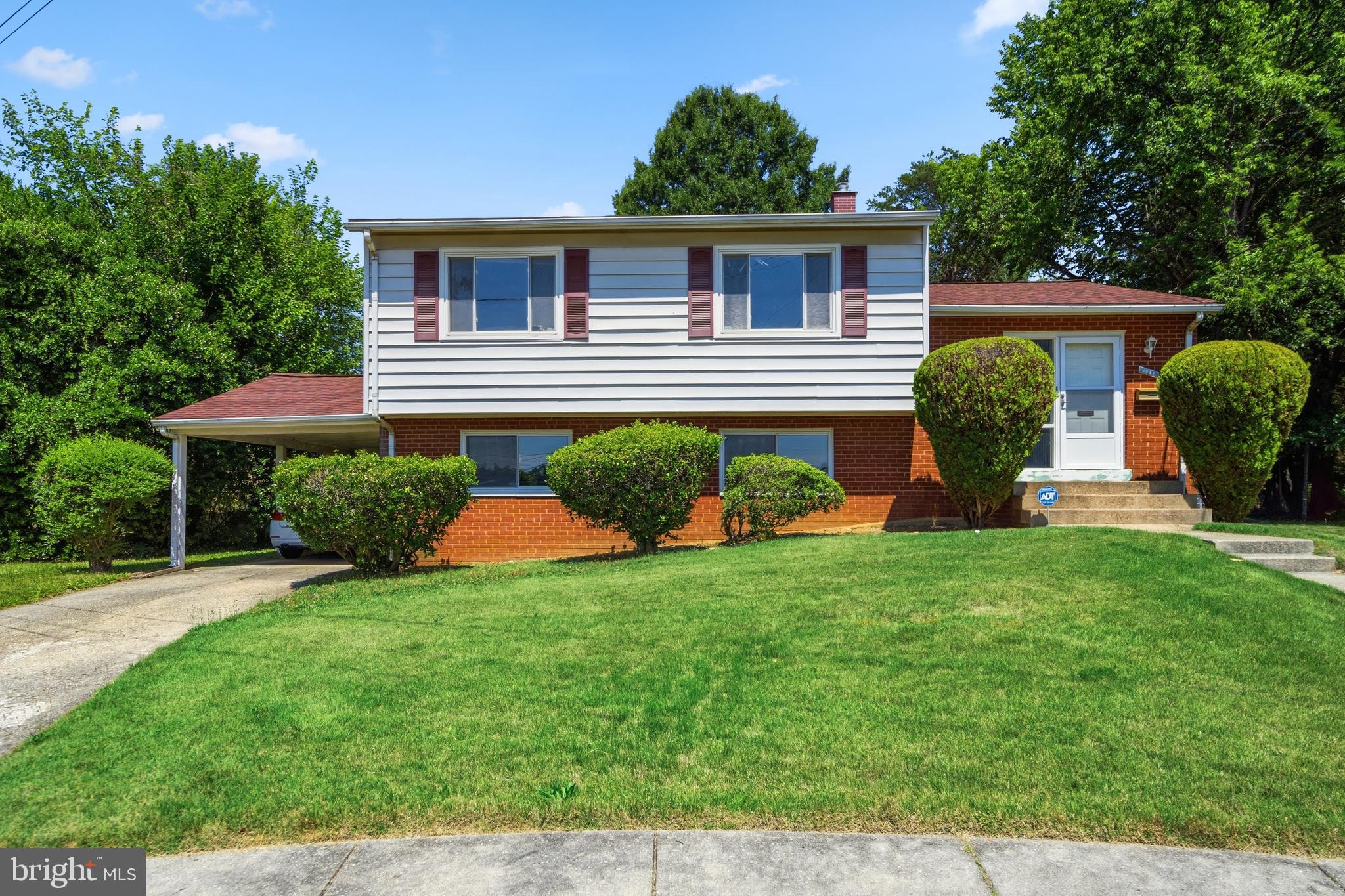 RIVER RIDGE - Residential