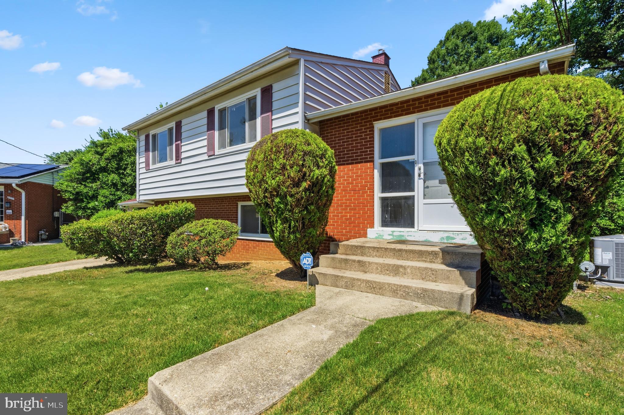 RIVER RIDGE - Residential