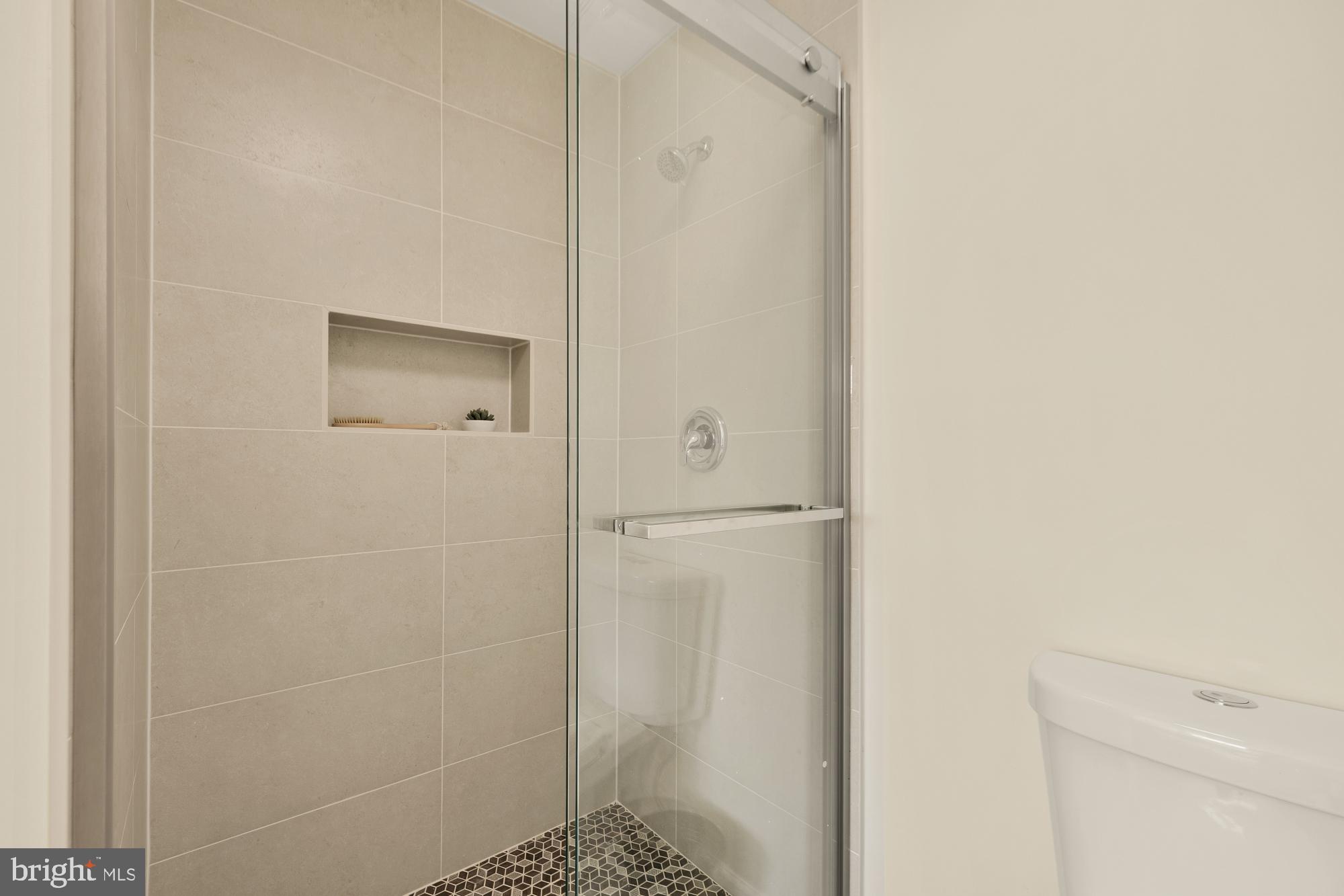 SUMMERFIELD AT MISSION PLACE - Residential
