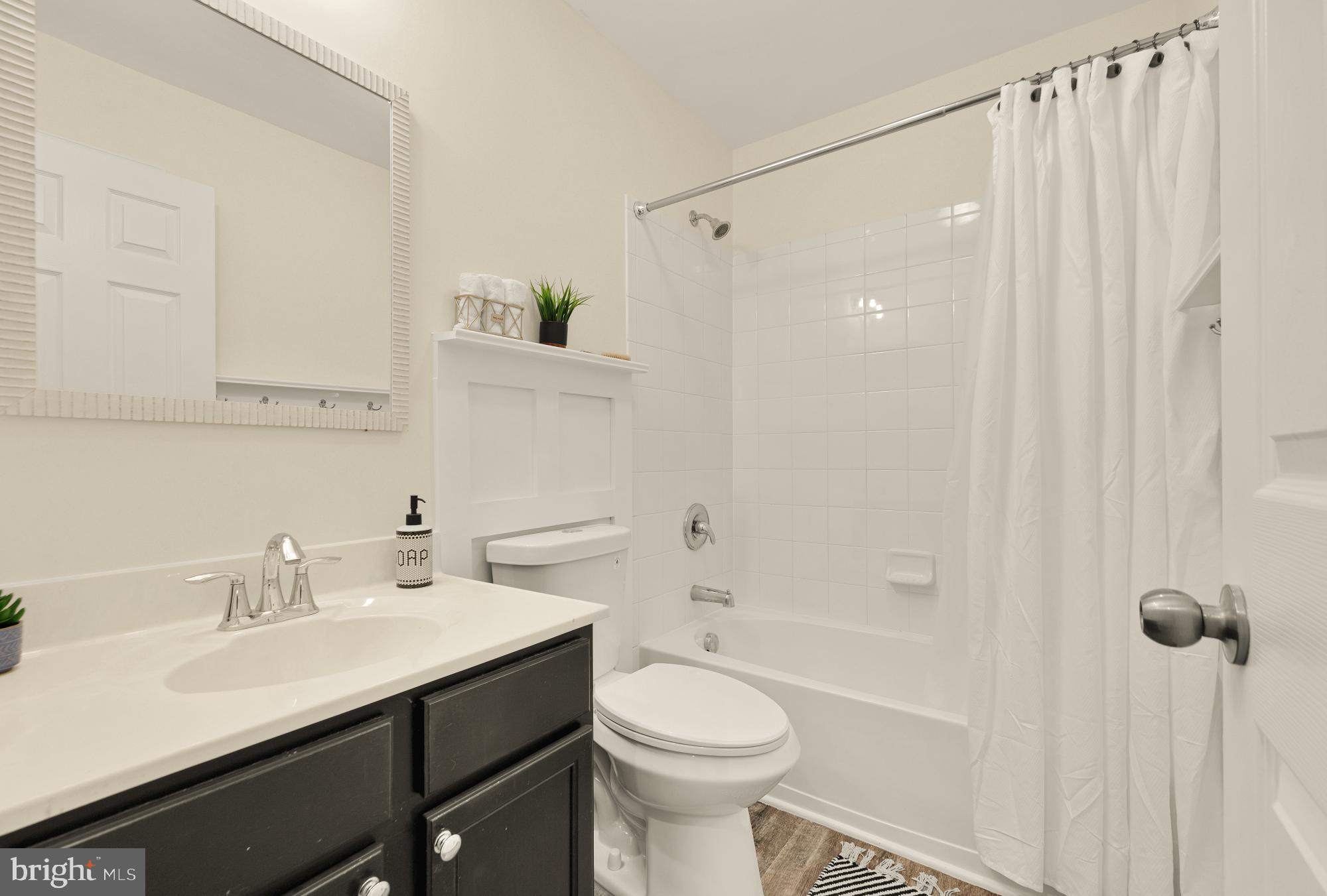 SUMMERFIELD AT MISSION PLACE - Residential