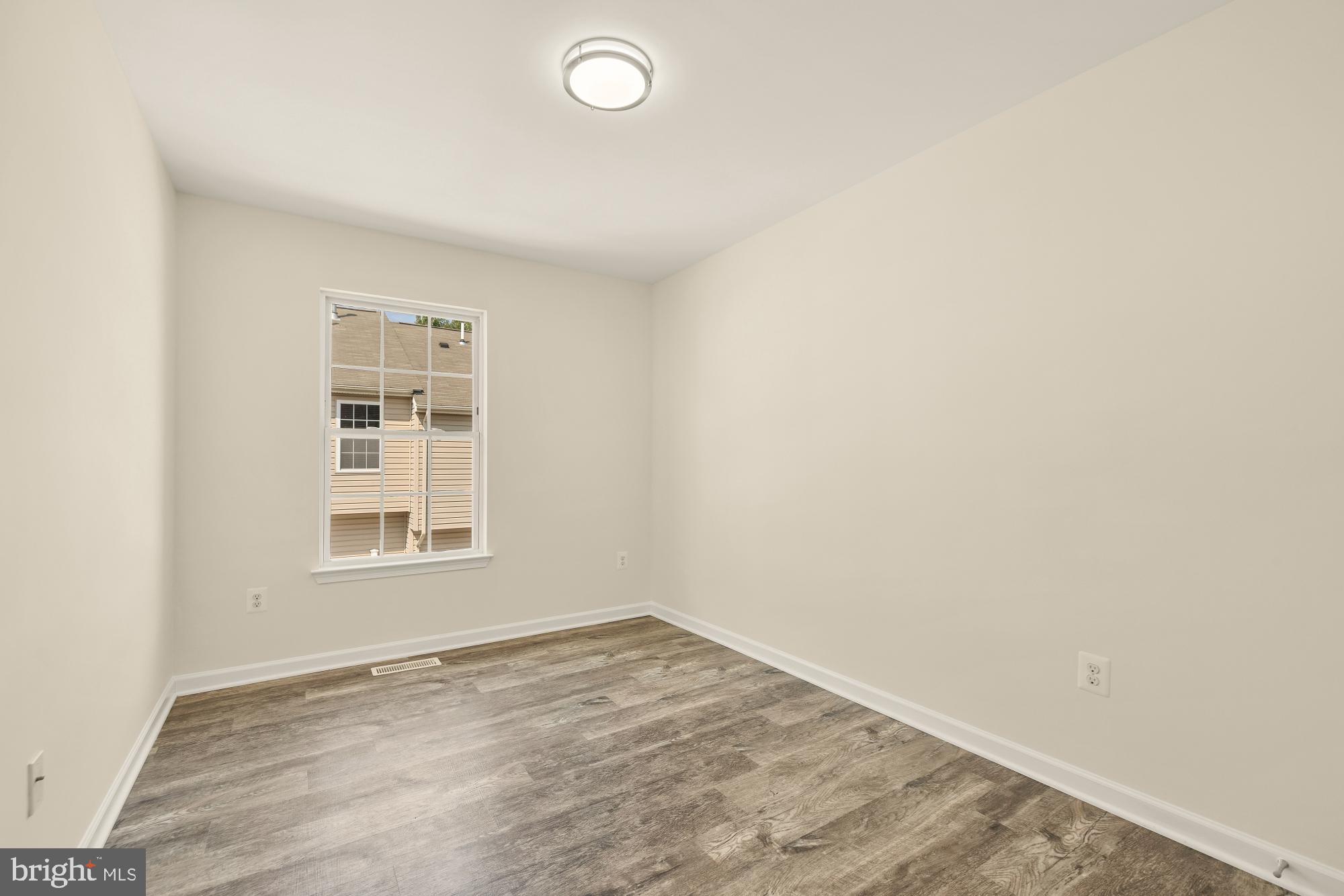 SUMMERFIELD AT MISSION PLACE - Residential