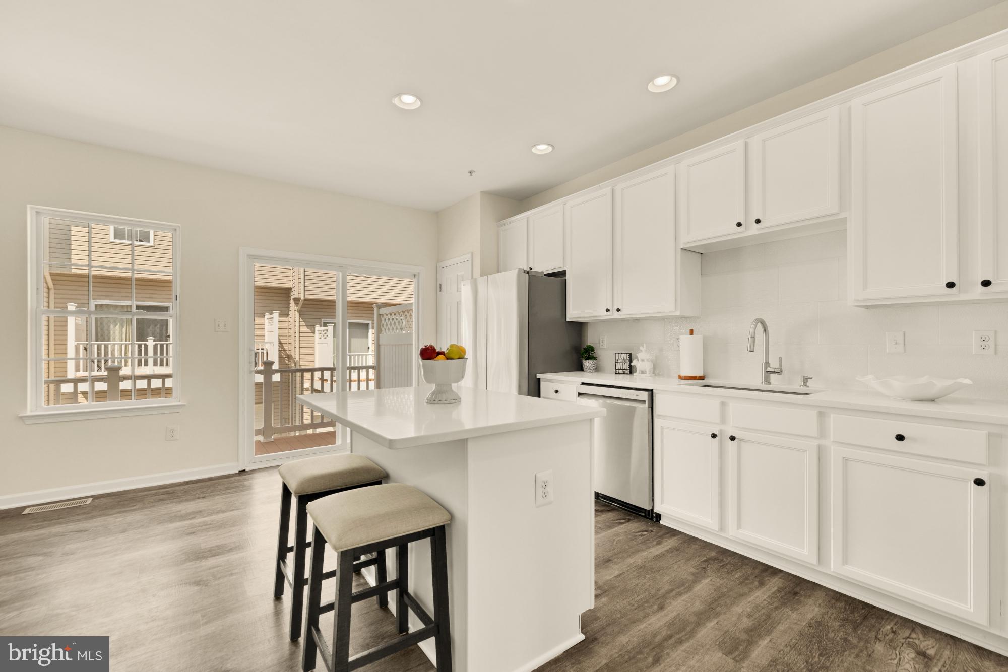 SUMMERFIELD AT MISSION PLACE - Residential