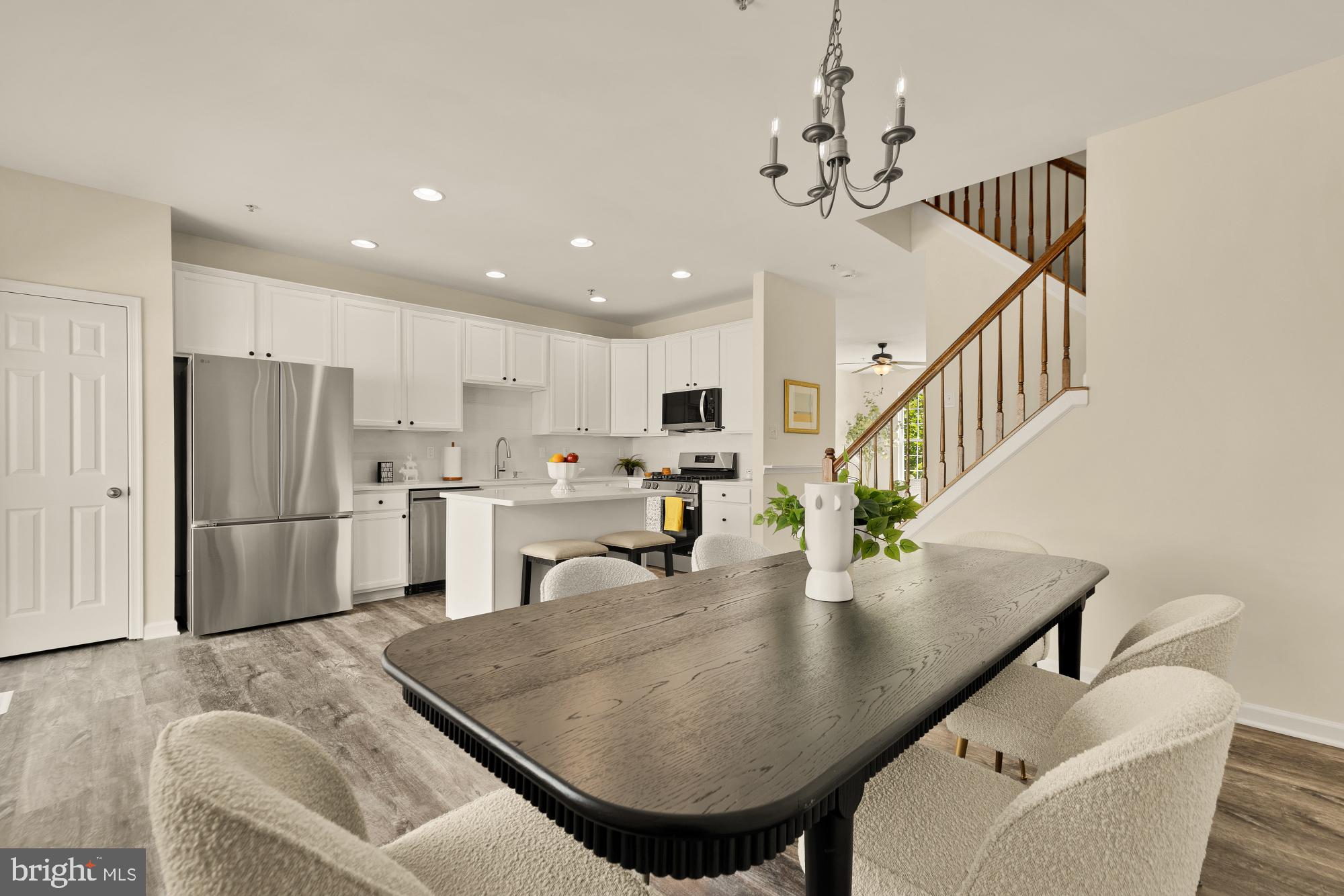 SUMMERFIELD AT MISSION PLACE - Residential