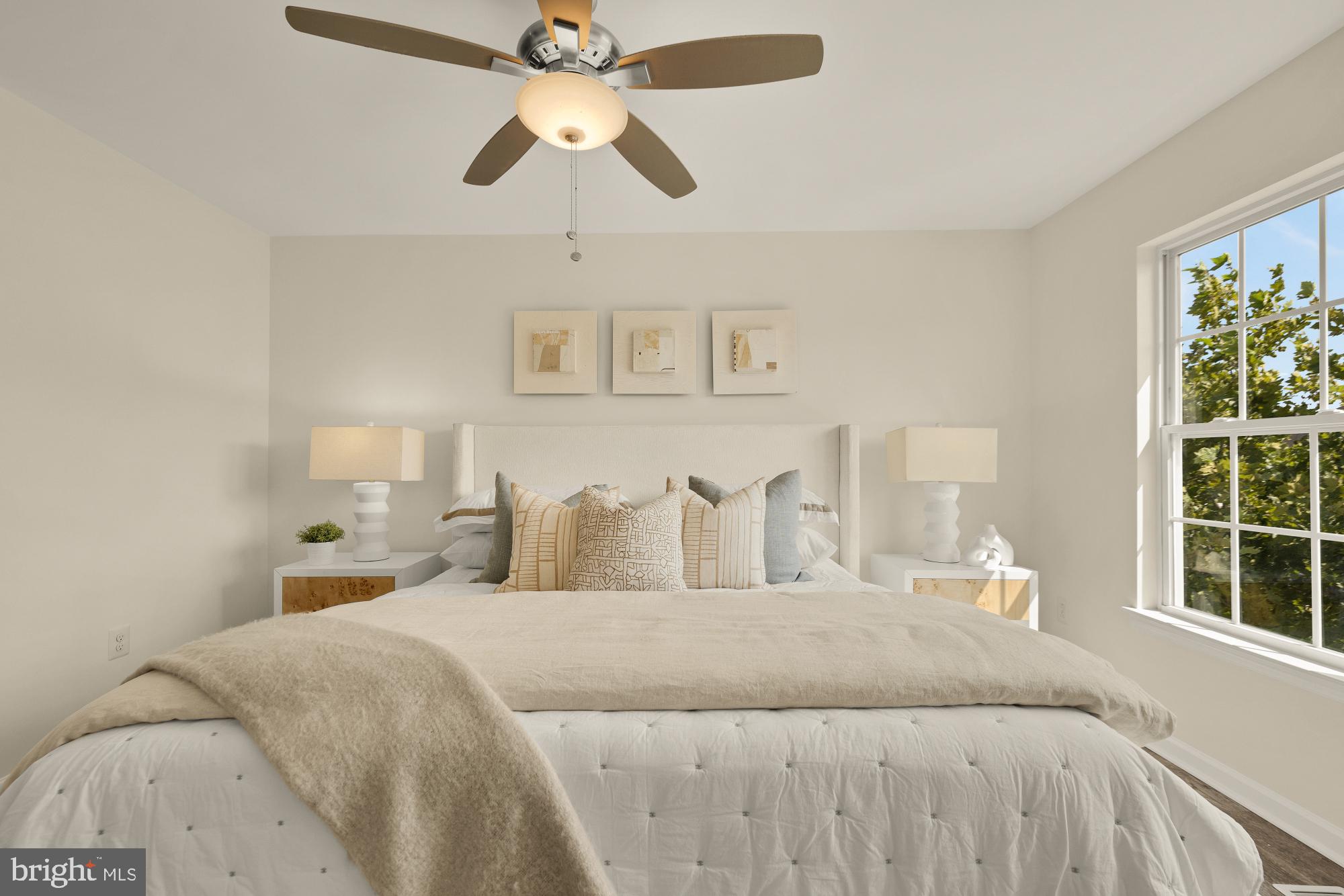 SUMMERFIELD AT MISSION PLACE - Residential