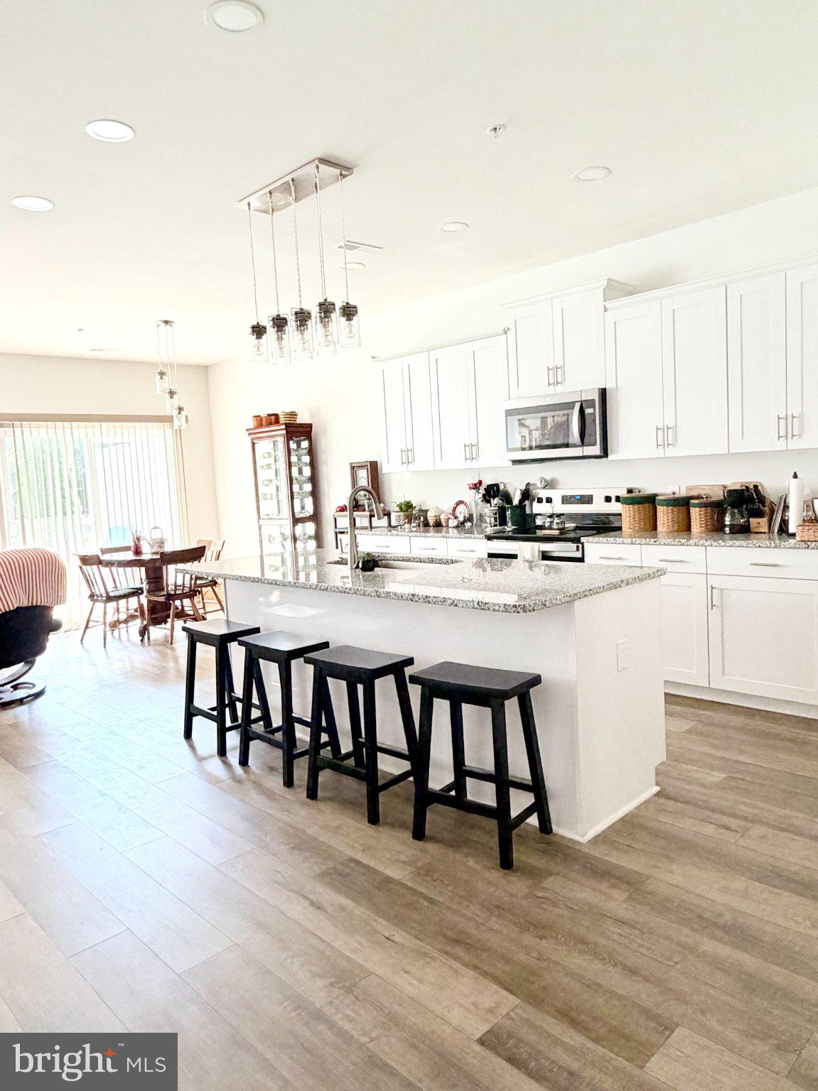 BIRCH GROVE - Residential