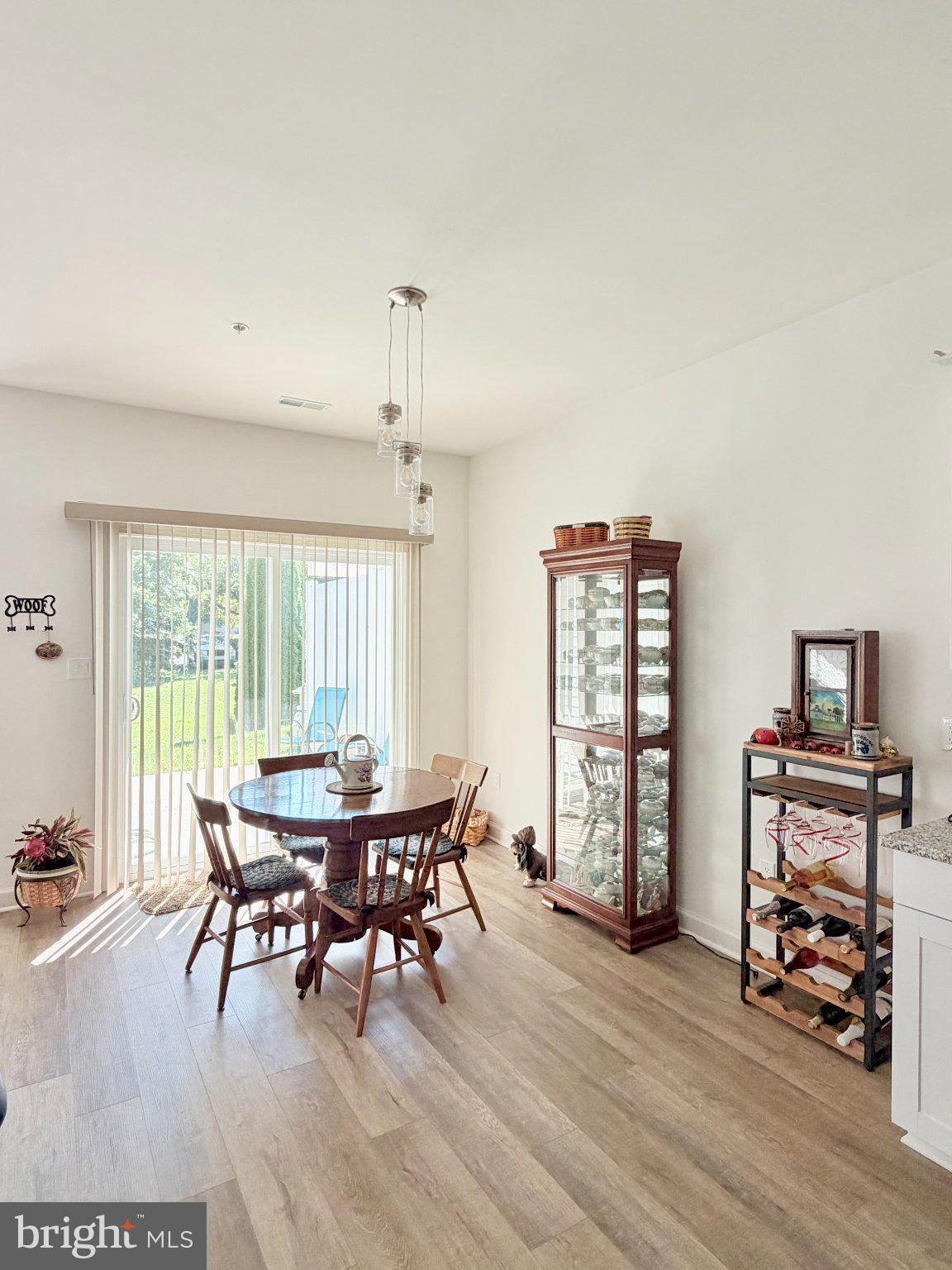 BIRCH GROVE - Residential